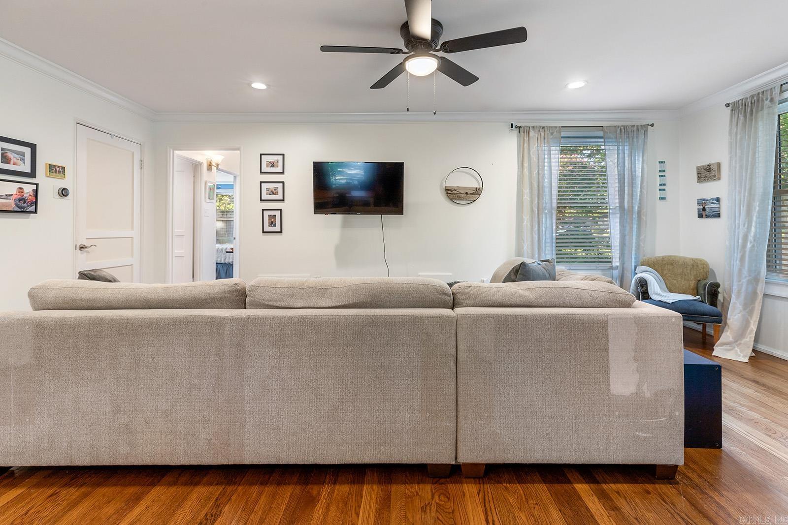 160 Sheridan Road