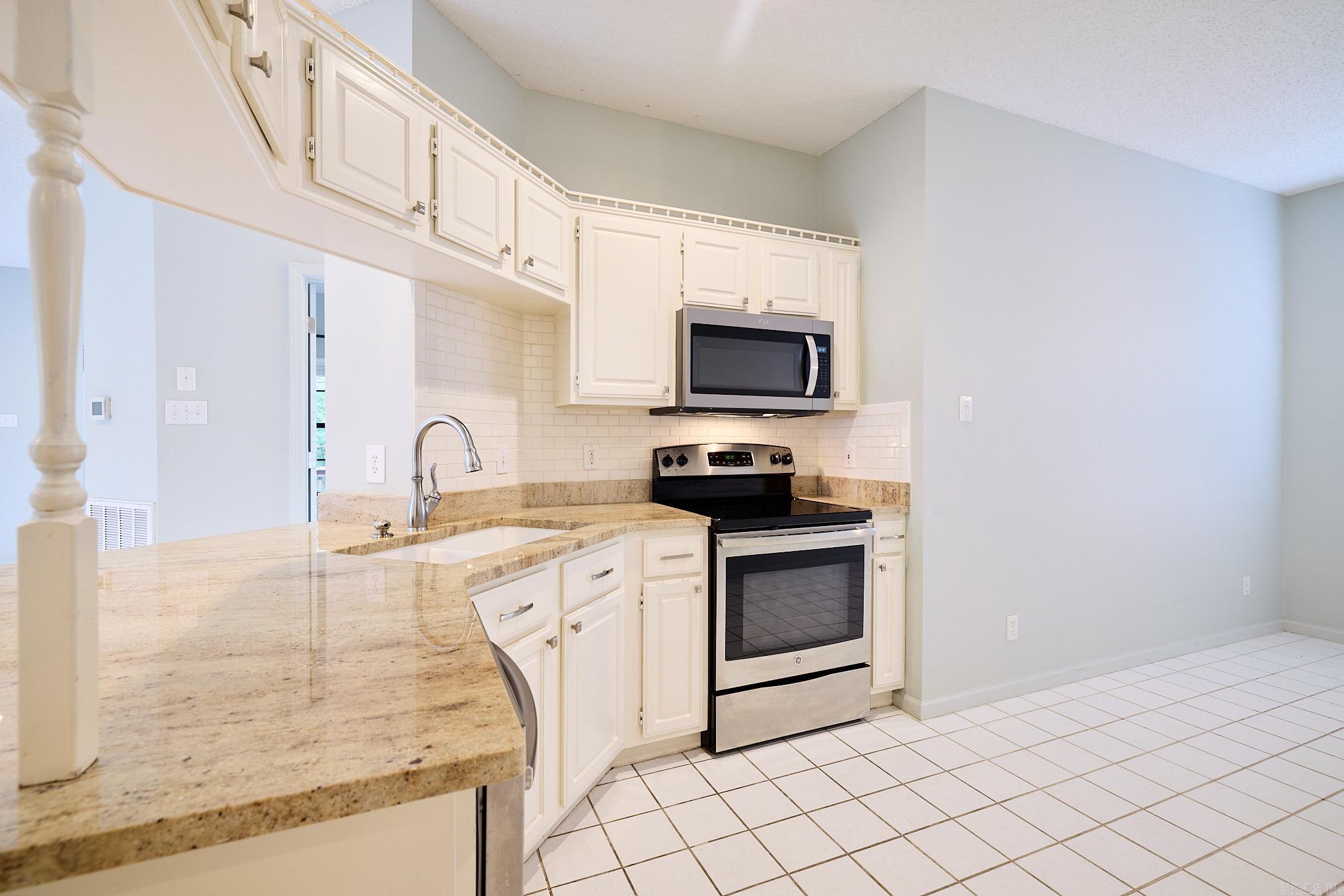 101 Creekview Terrace