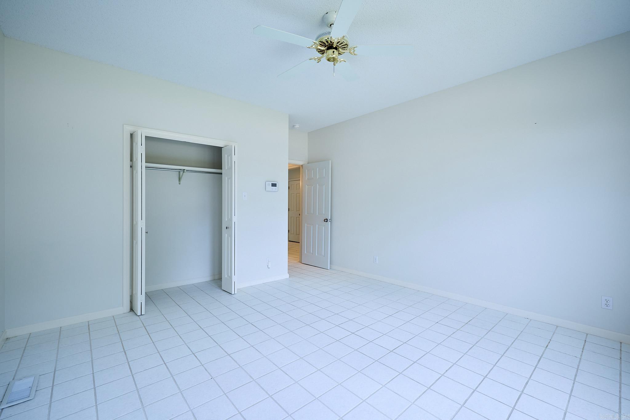 101 Creekview Terrace