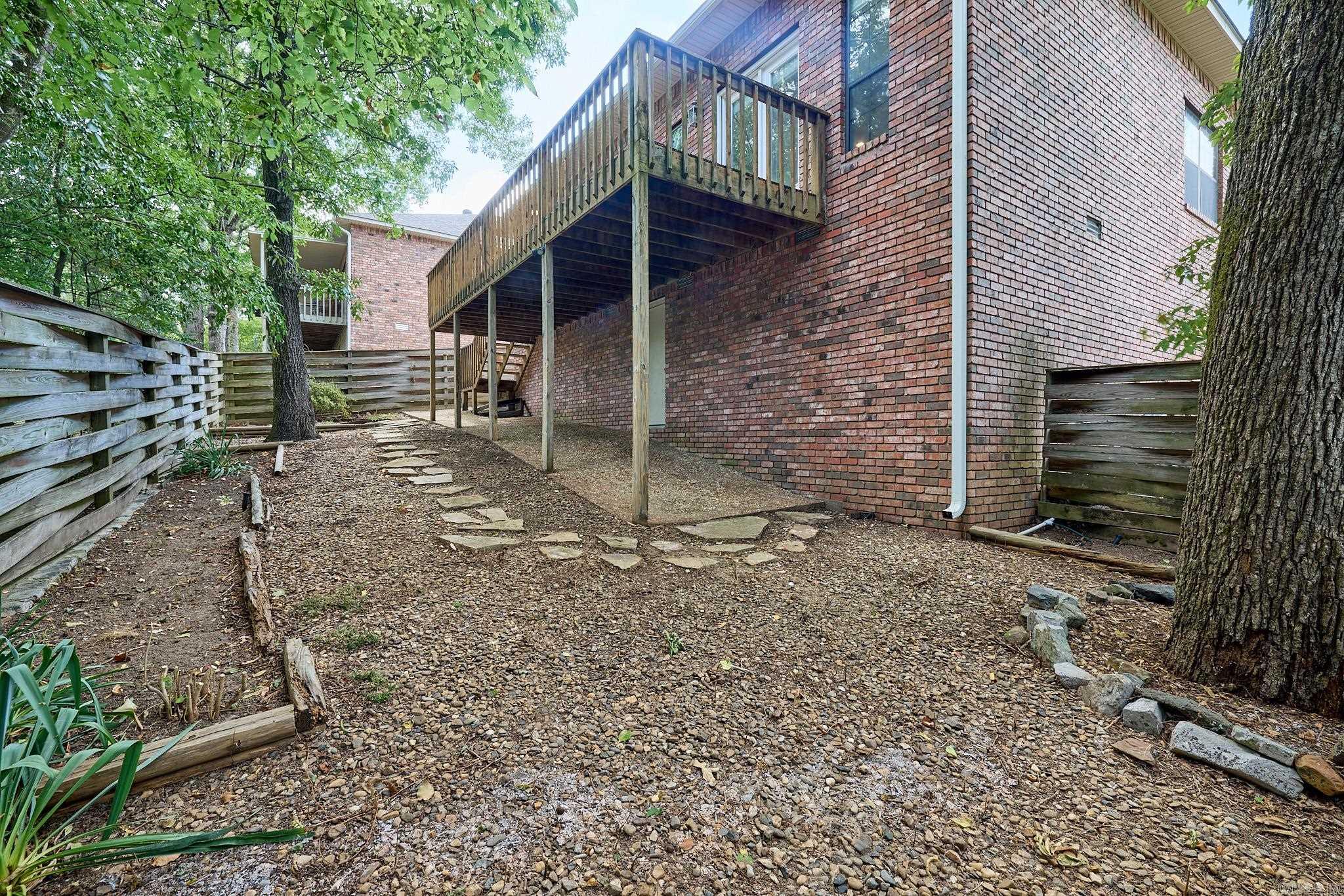 101 Creekview Terrace