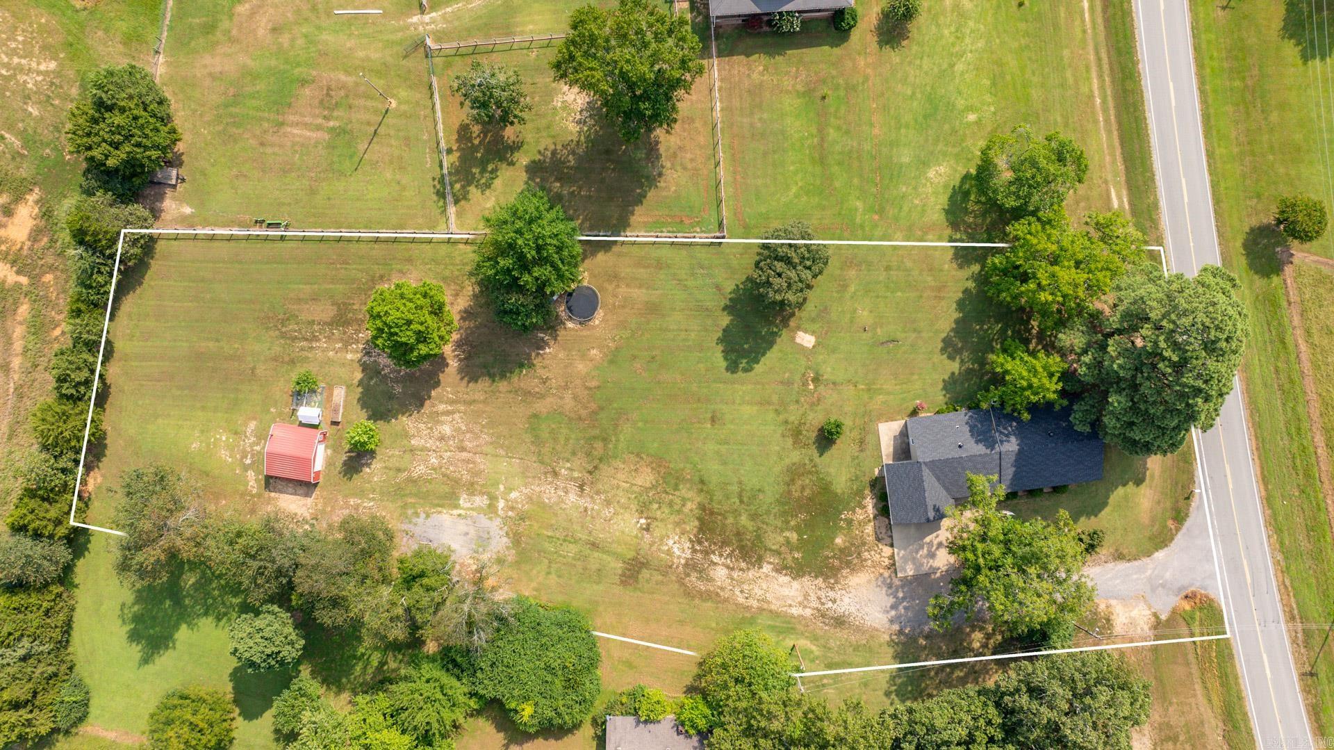 521 E Hwy 225