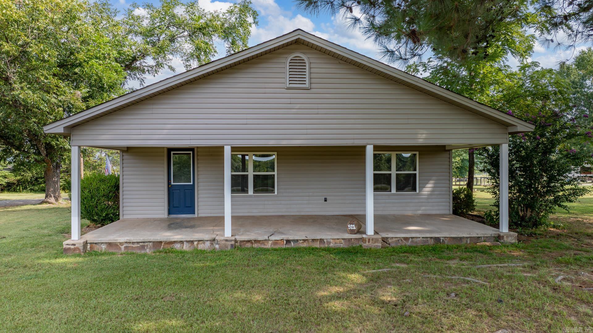 521 E Hwy 225