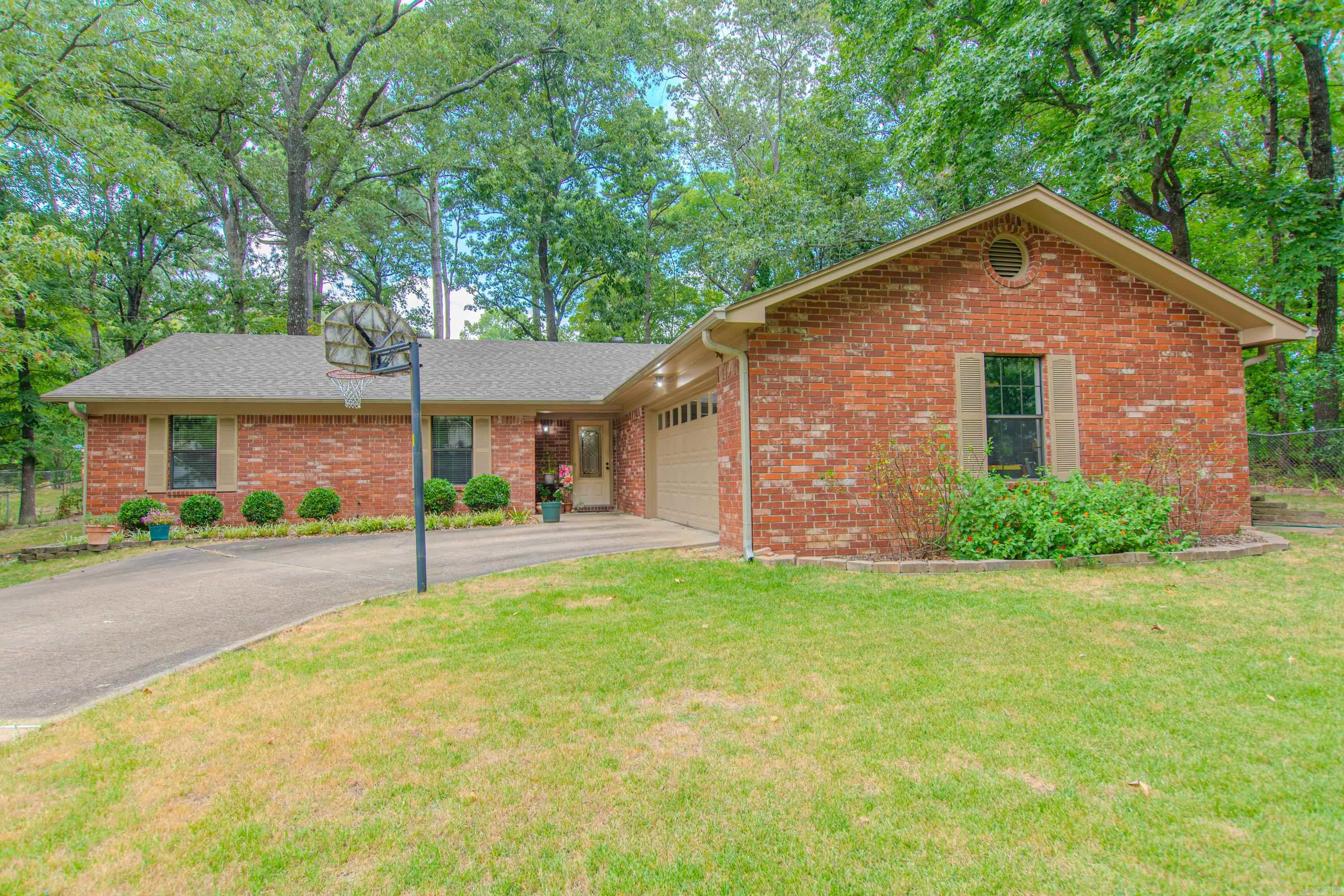2006 Fairmont Drive