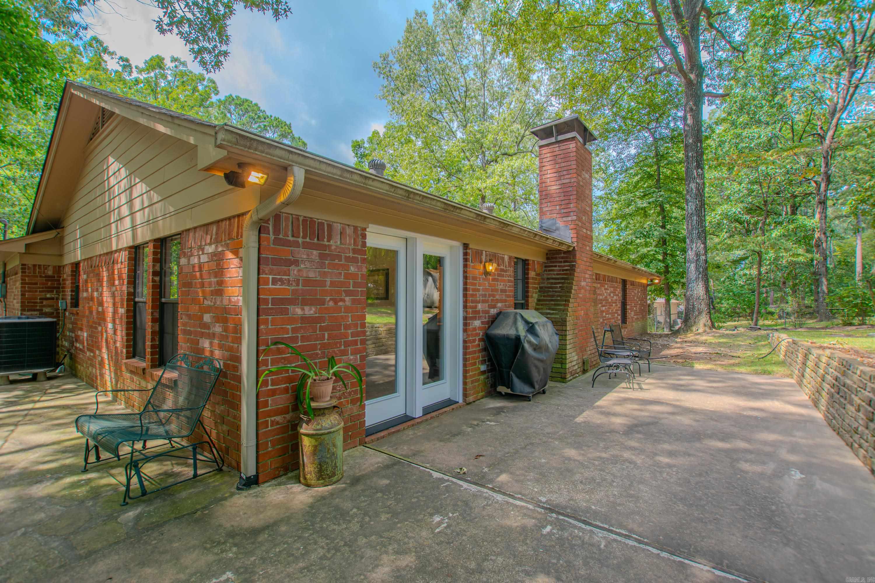 2006 Fairmont Drive