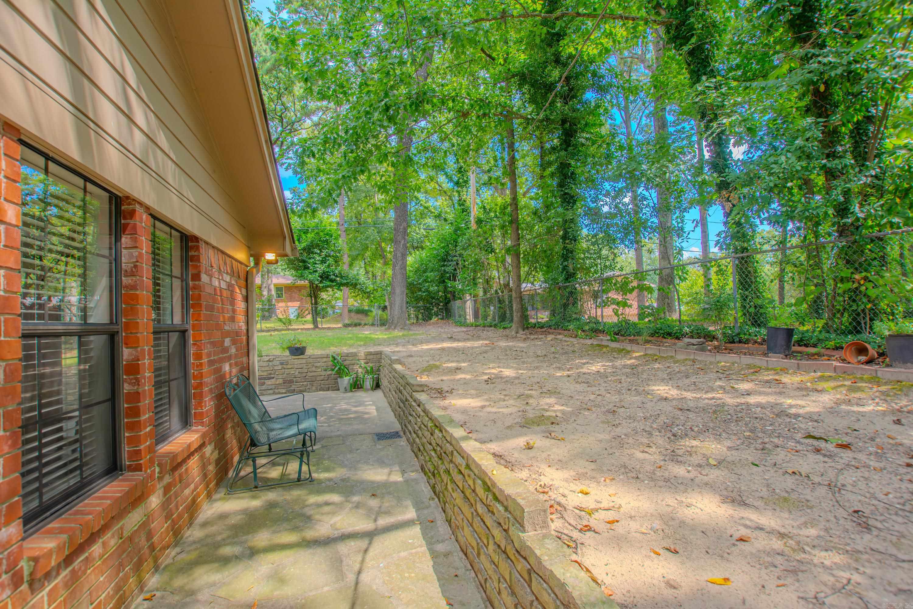 2006 Fairmont Drive