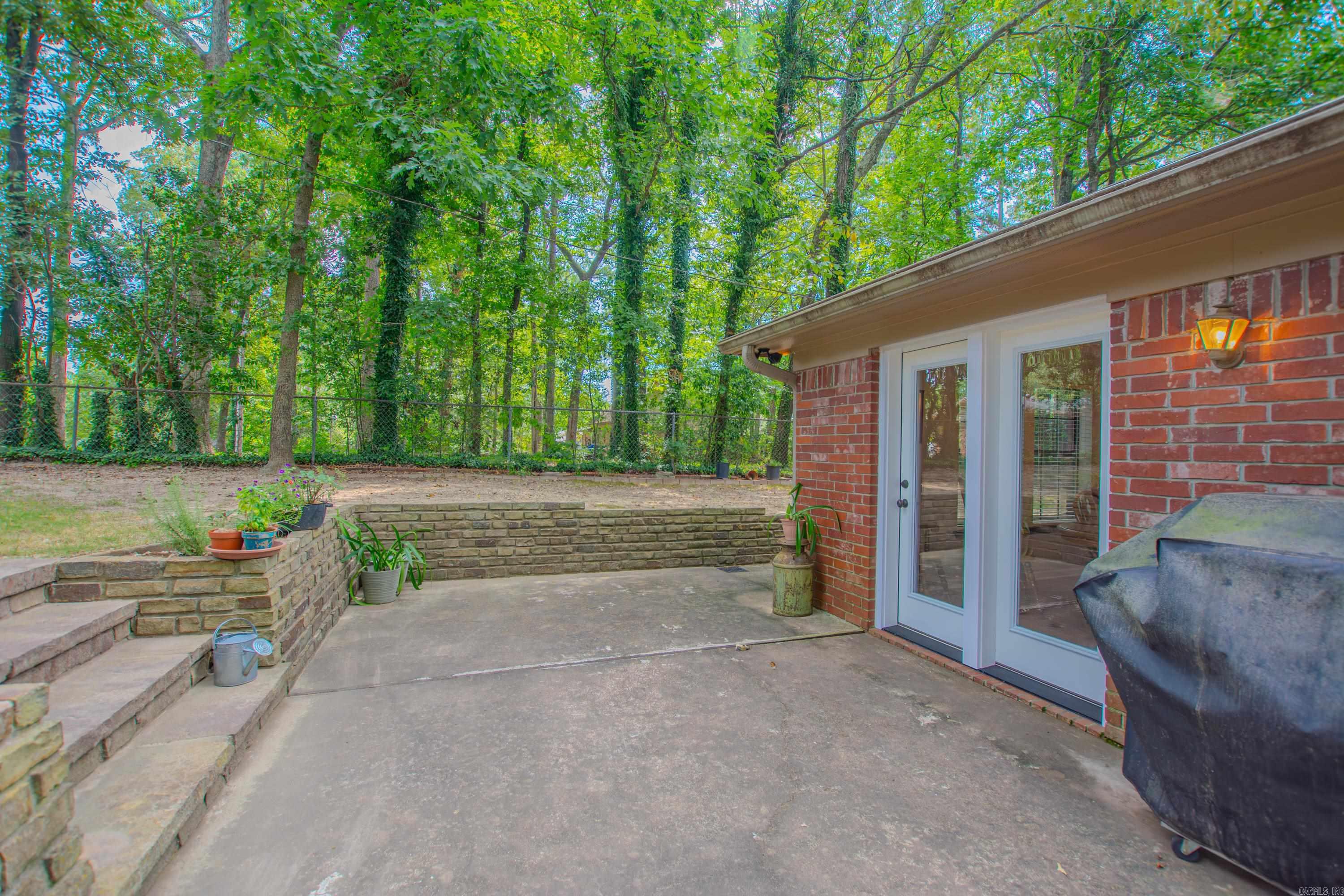2006 Fairmont Drive
