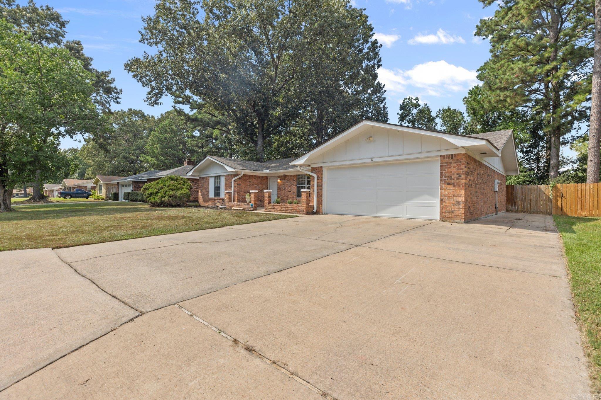 1403 Silver Fox Lane