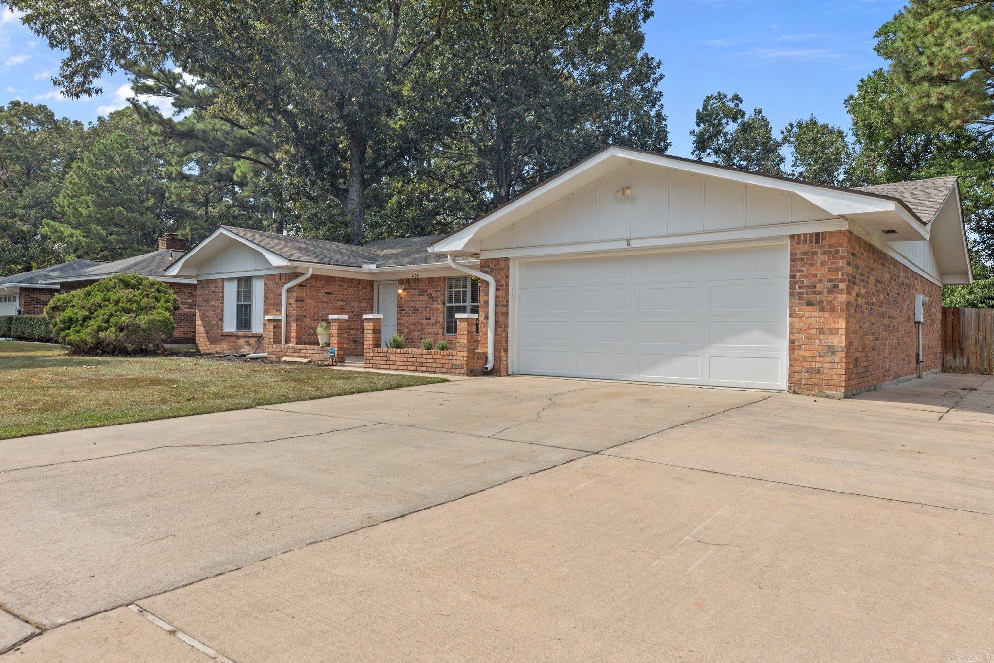 1403 Silver Fox Lane