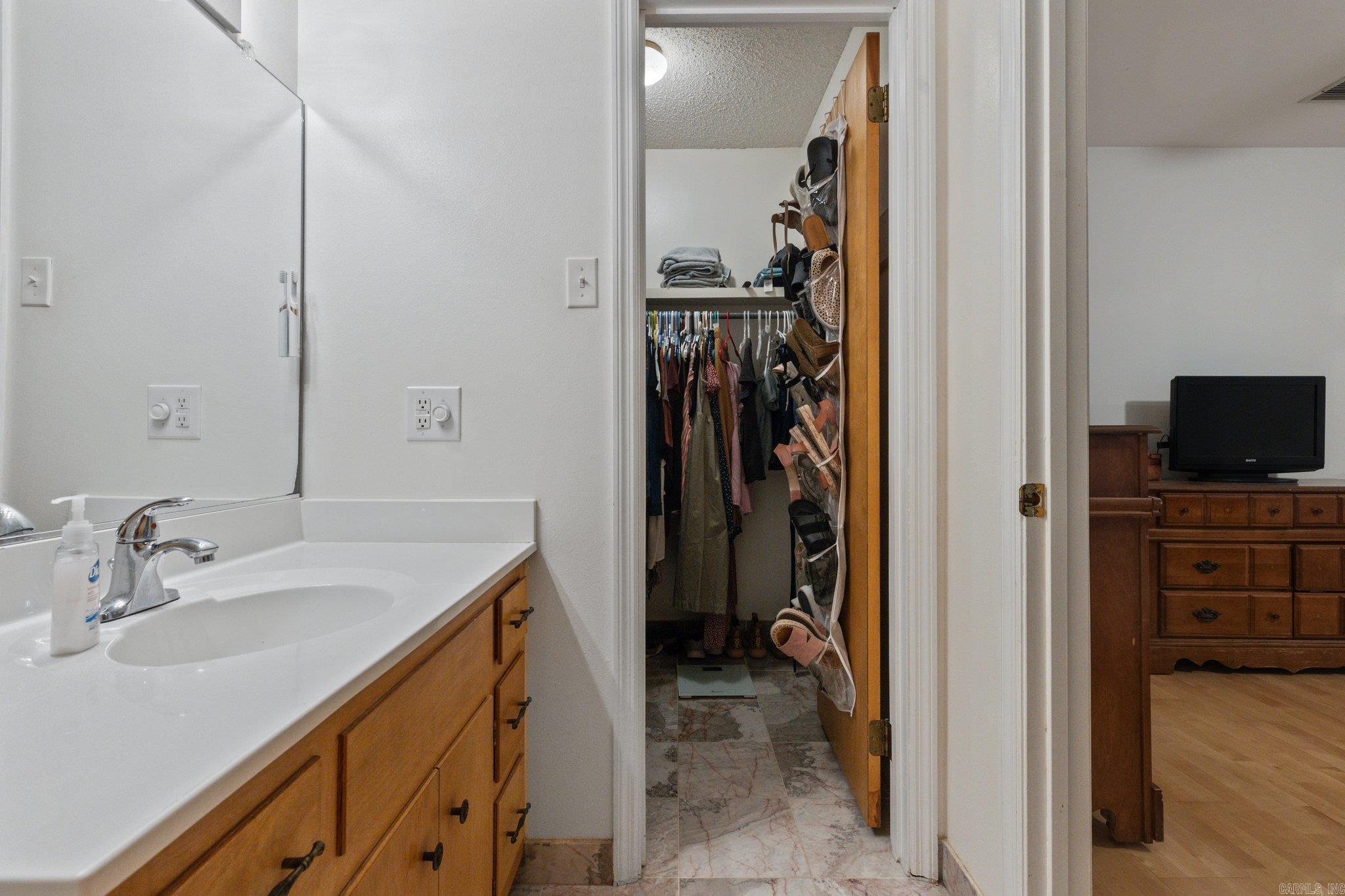 1403 Silver Fox Lane