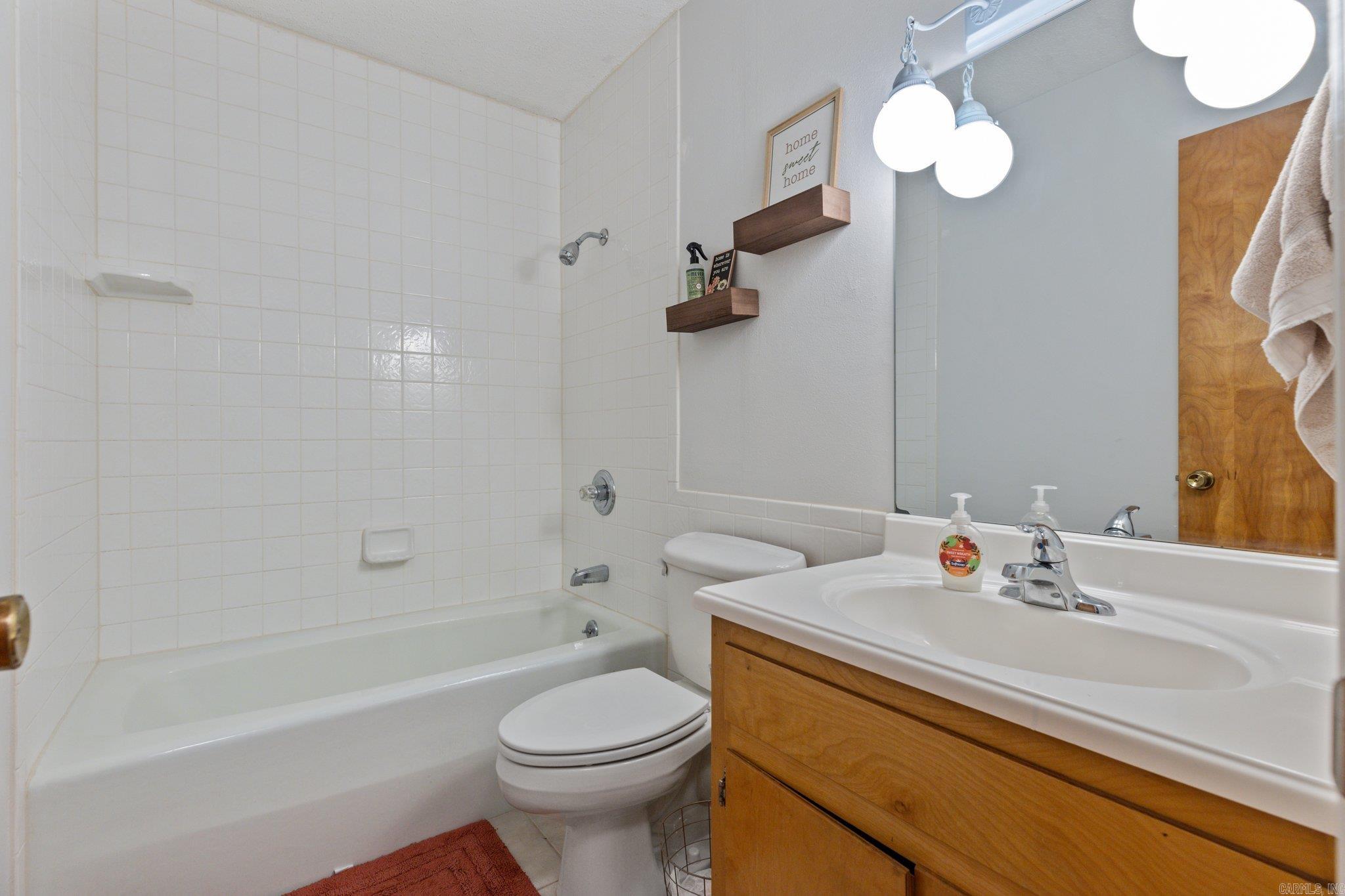 1403 Silver Fox Lane