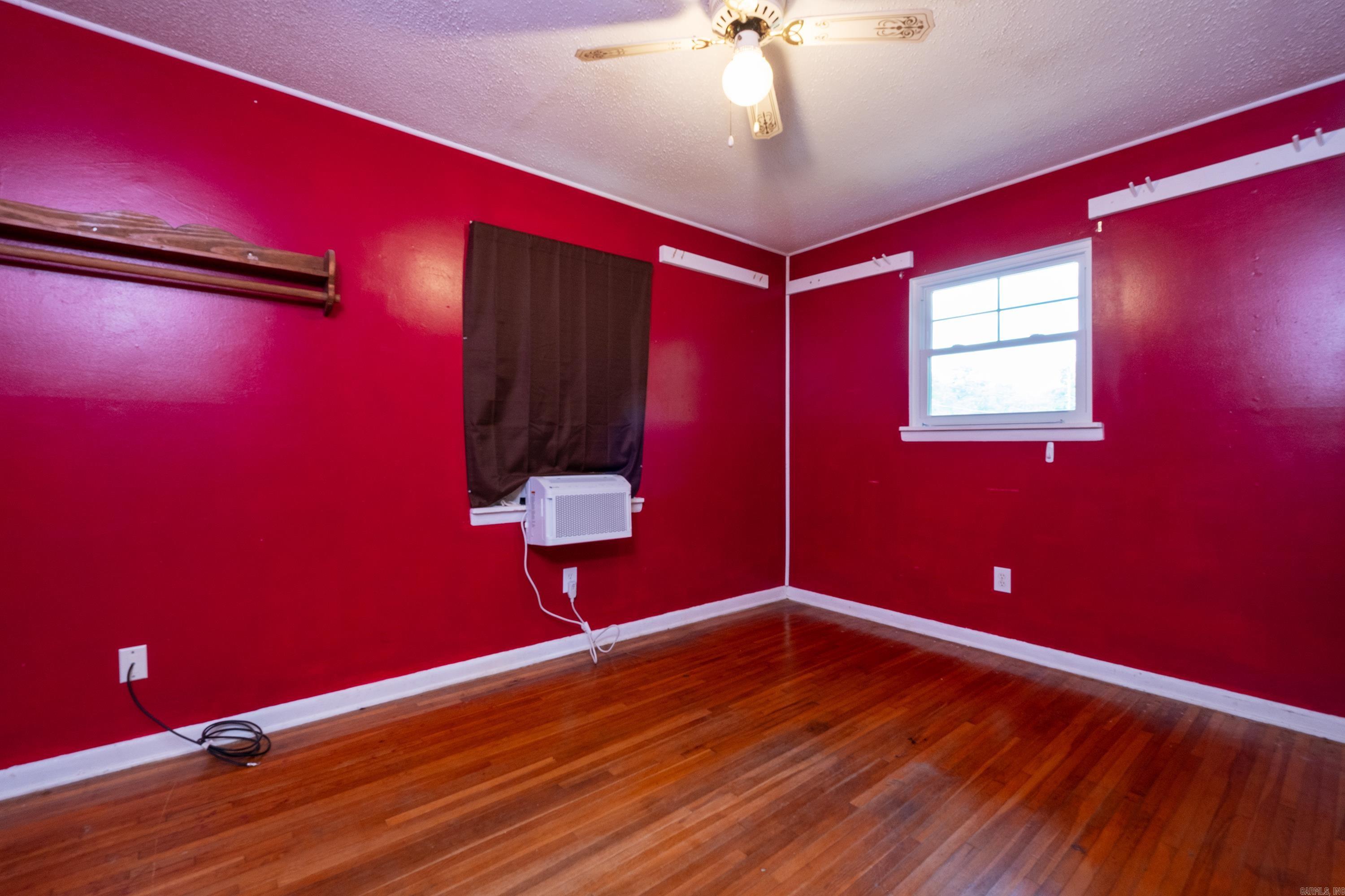 1008 Ruby Drive