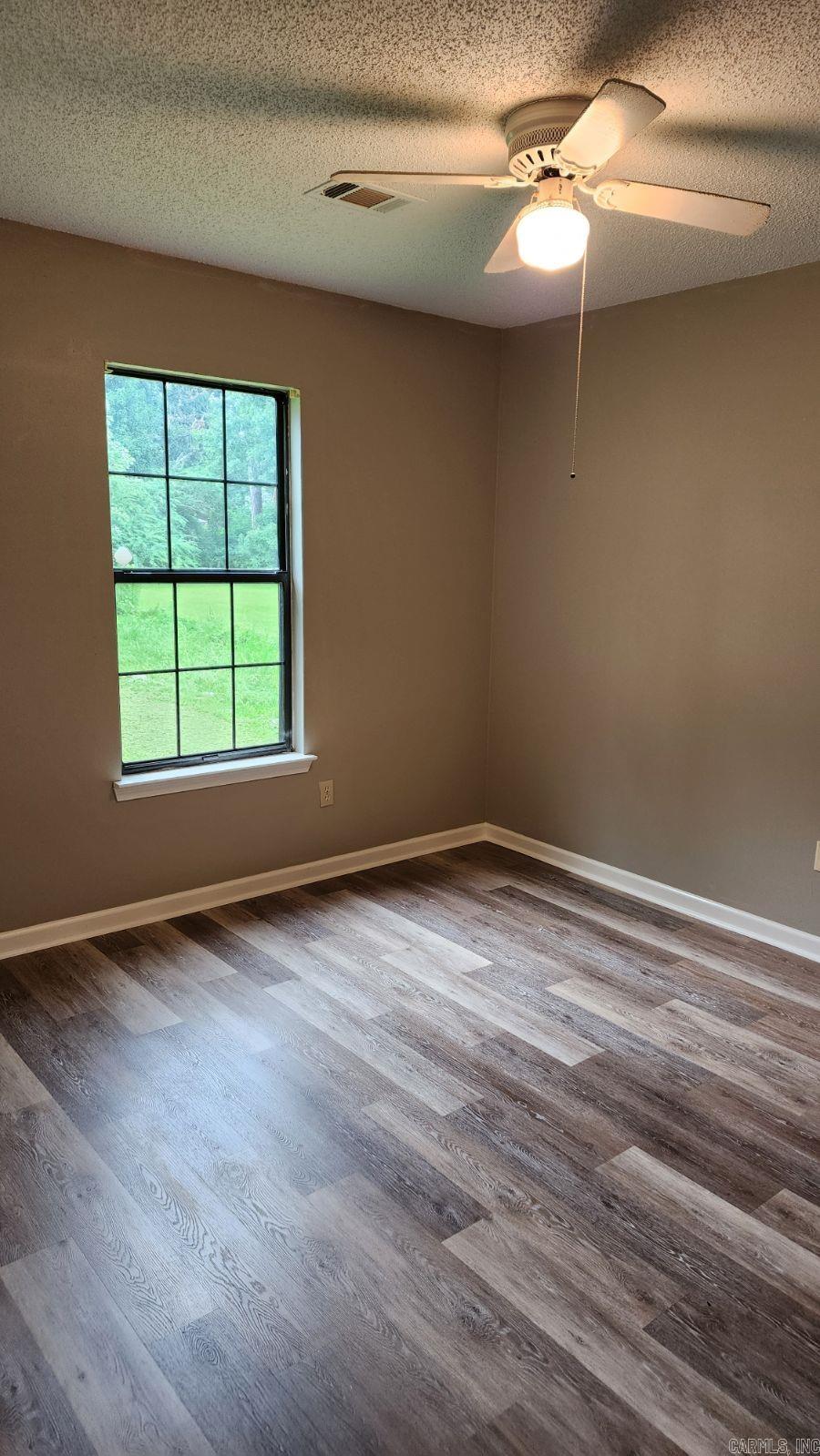 2301 Justus Loop