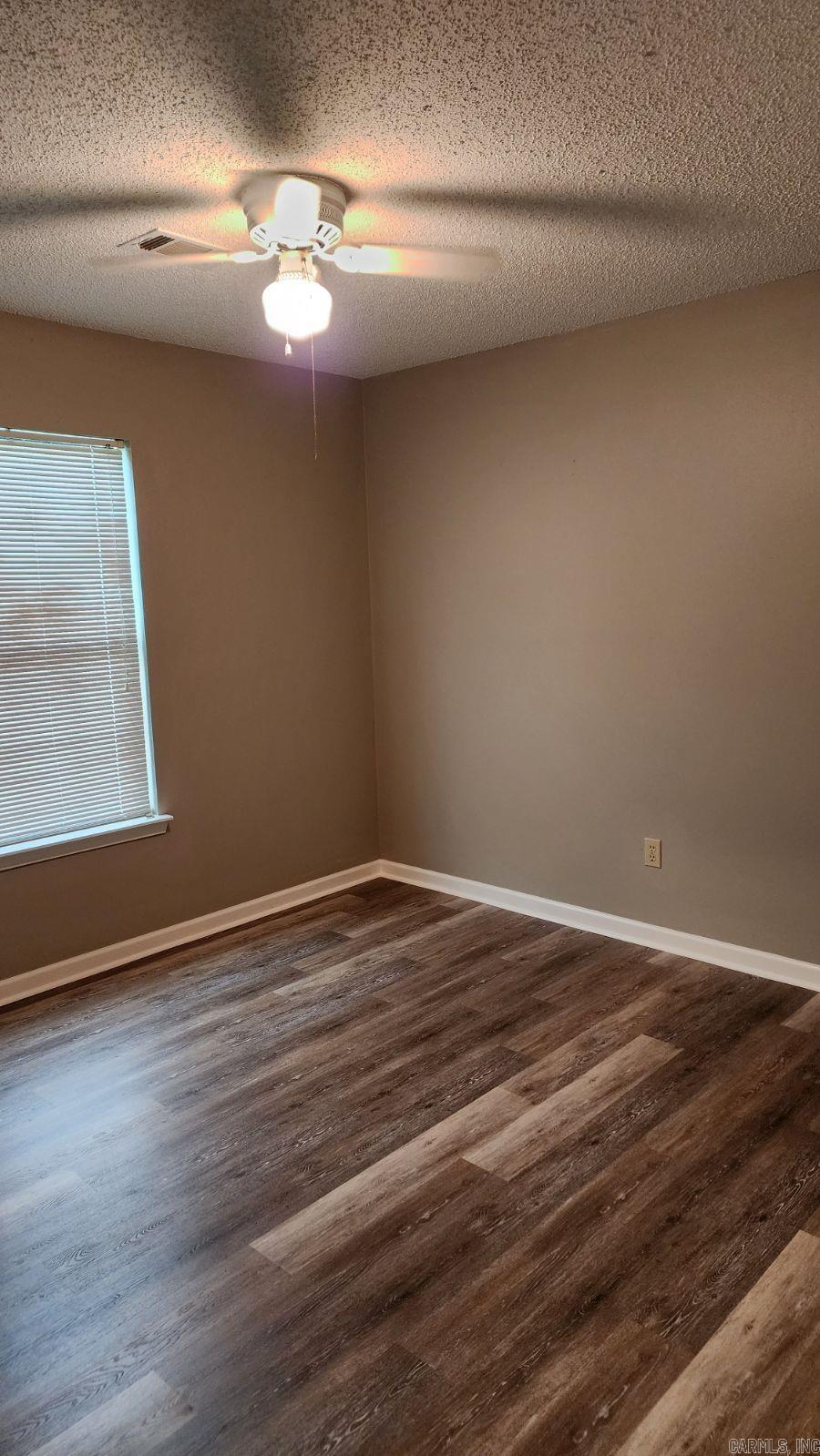 2301 Justus Loop