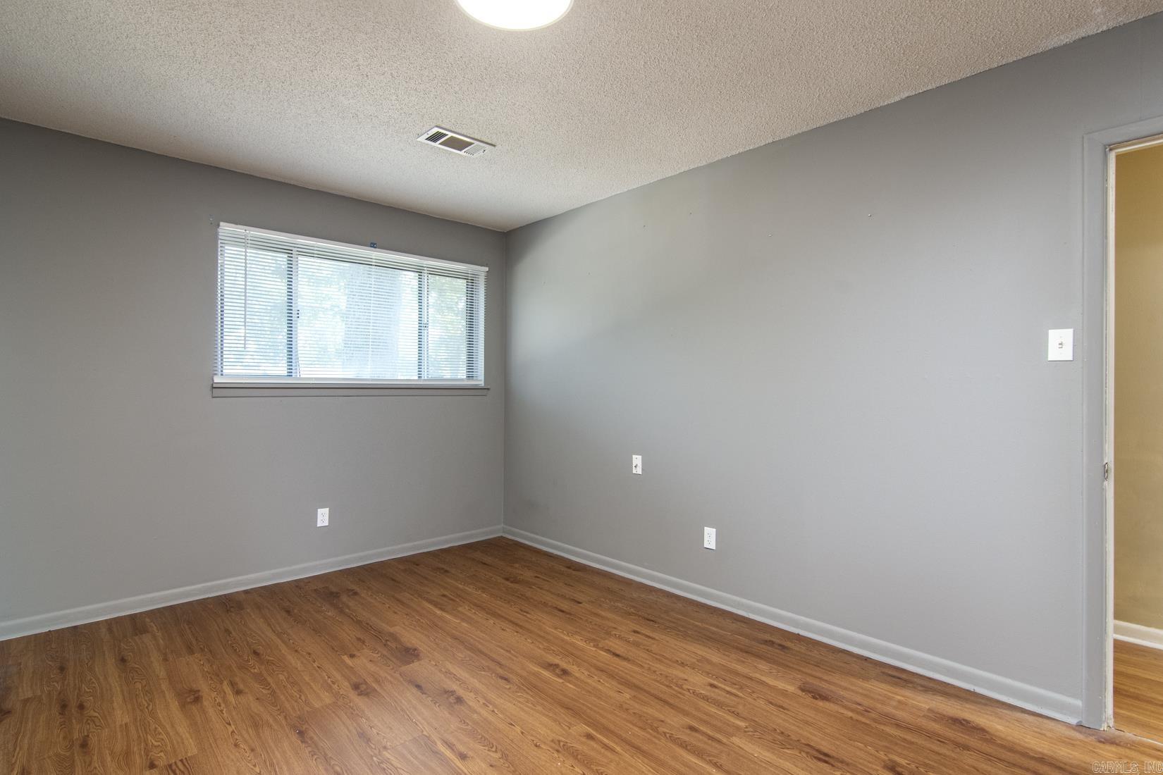 4109 ROYAL OAK DRIVE