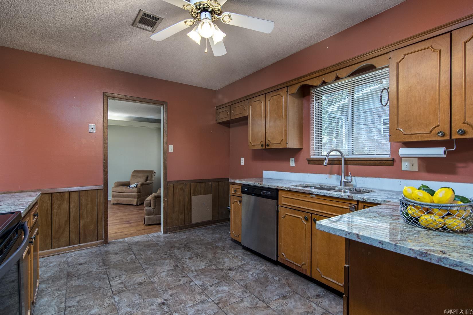 4109 ROYAL OAK DRIVE