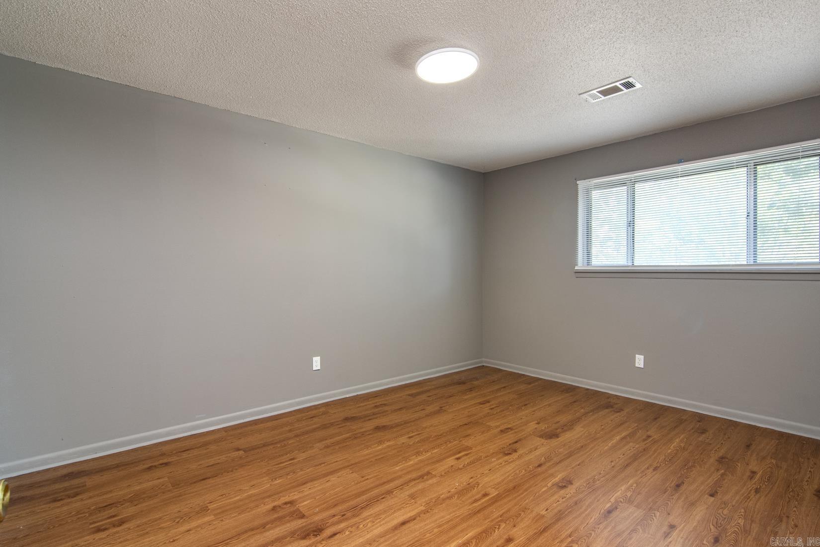 4109 ROYAL OAK DRIVE