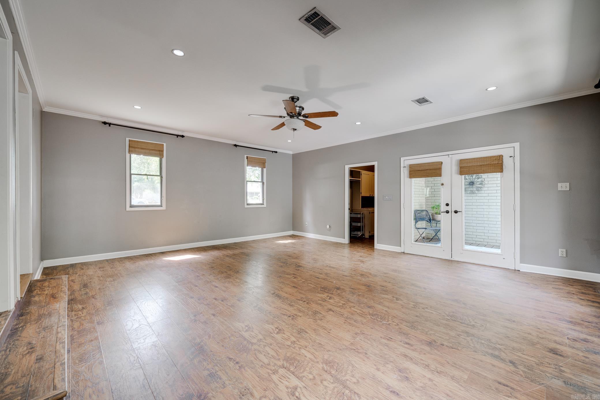 14 New Oxford