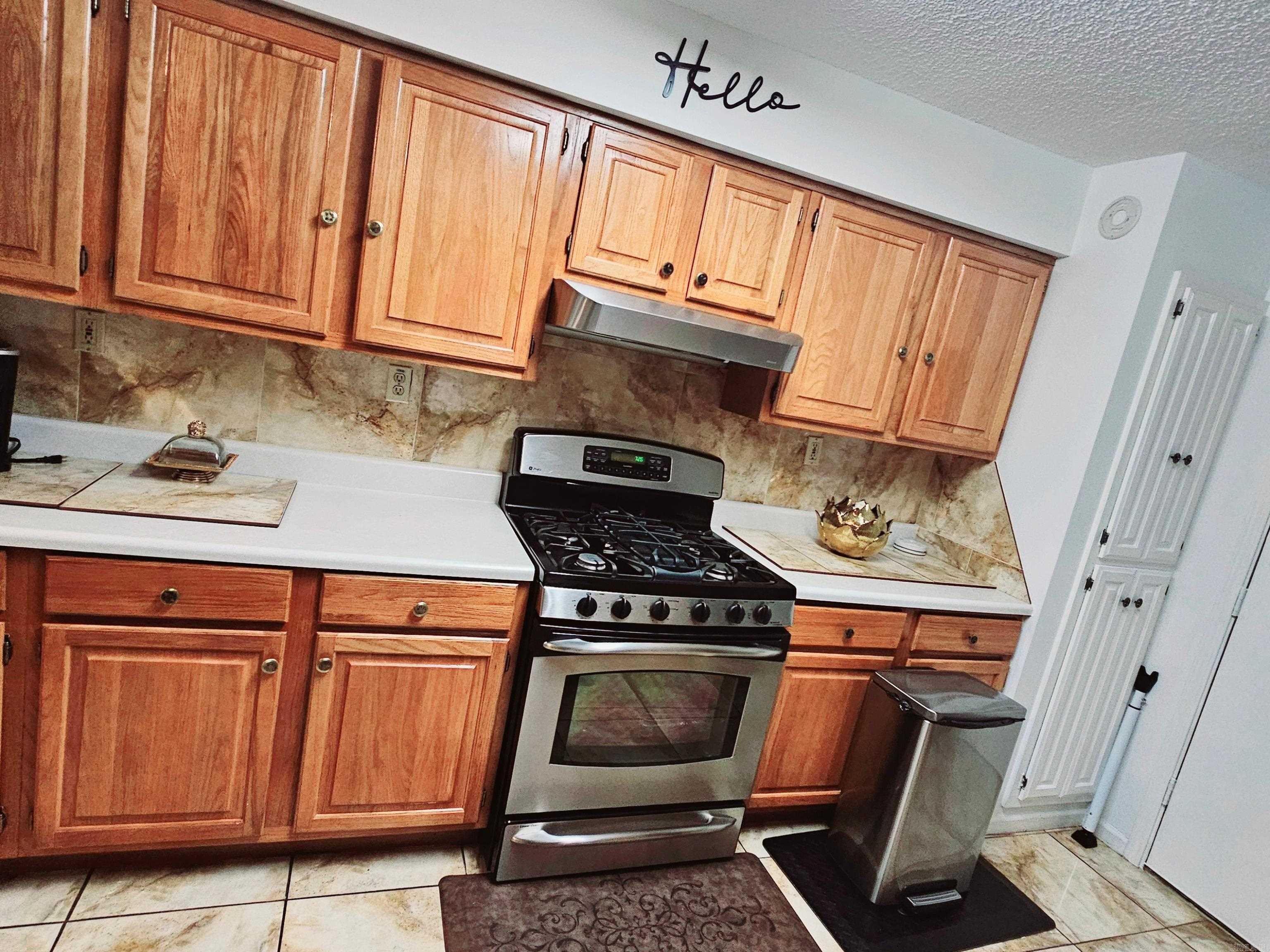 2100 Cumberland Street