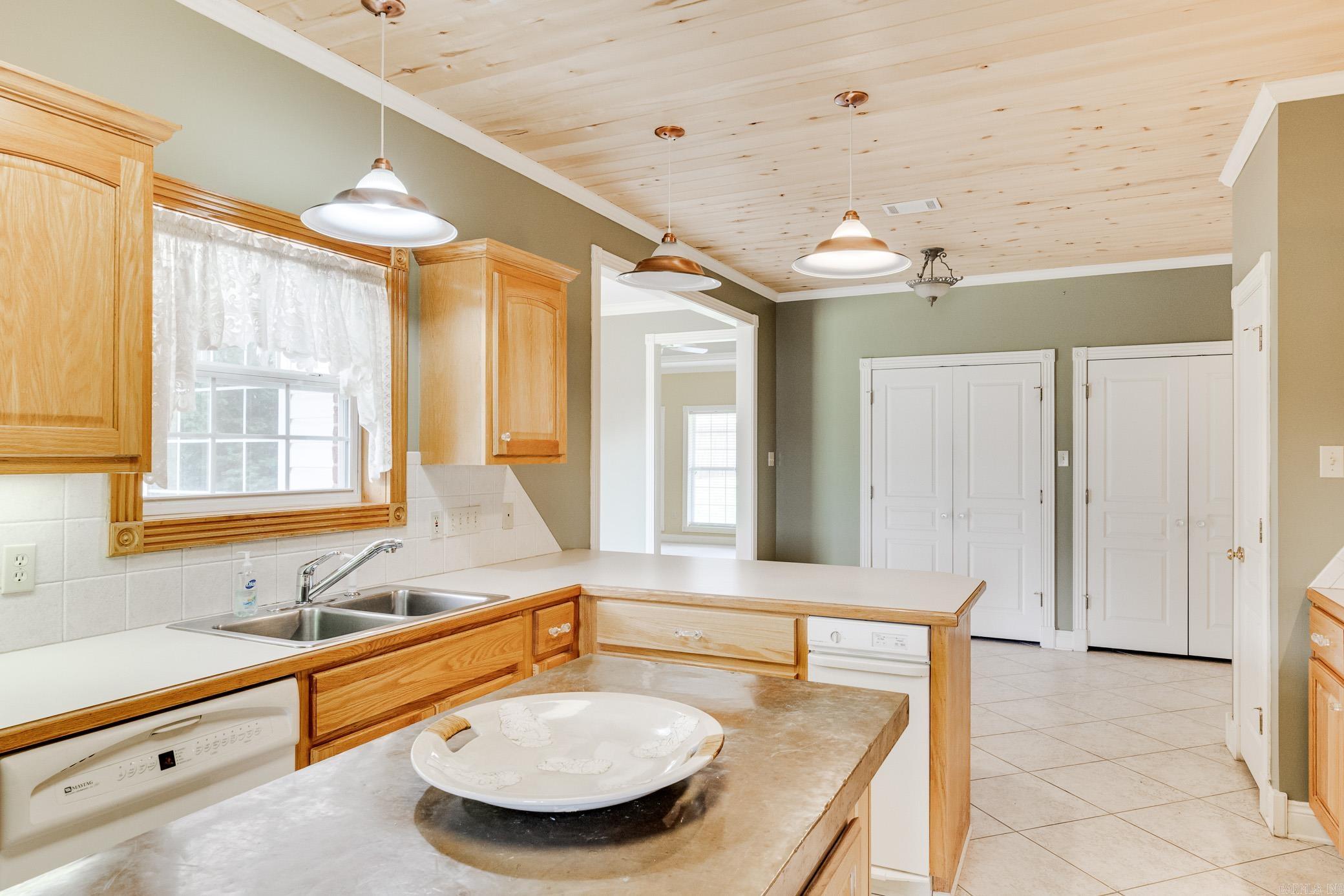 15 Brookside Drive