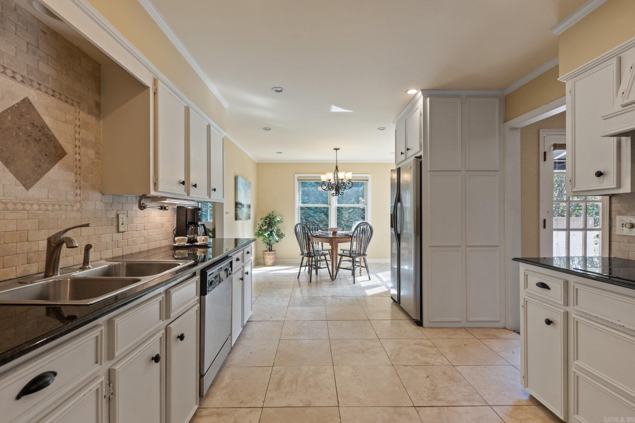 13901 Edgemond Drive