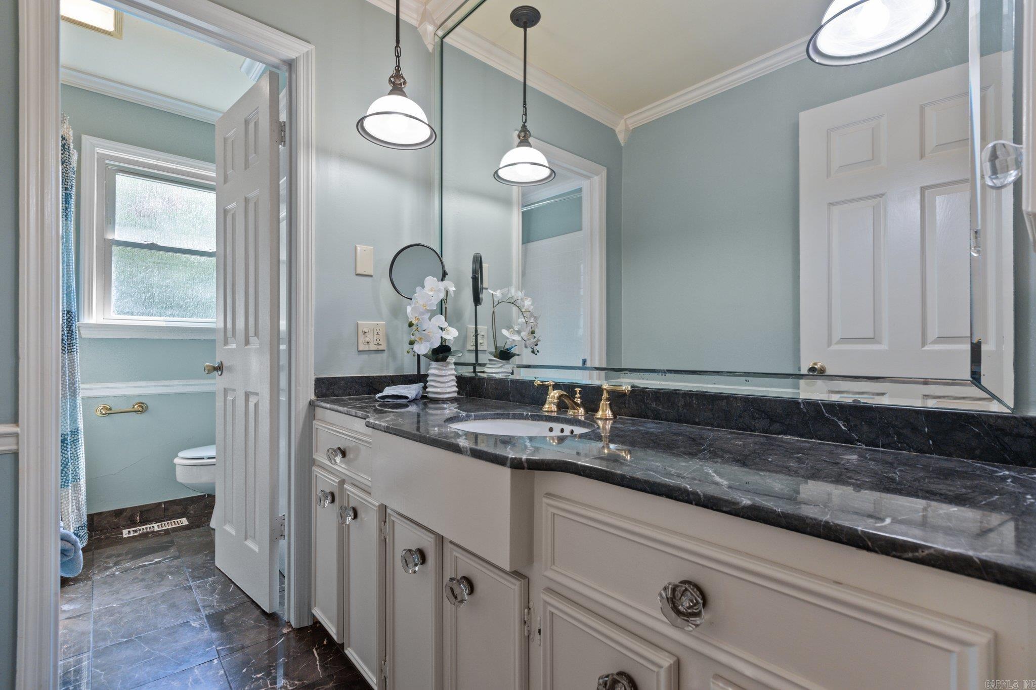 13901 Edgemond Drive