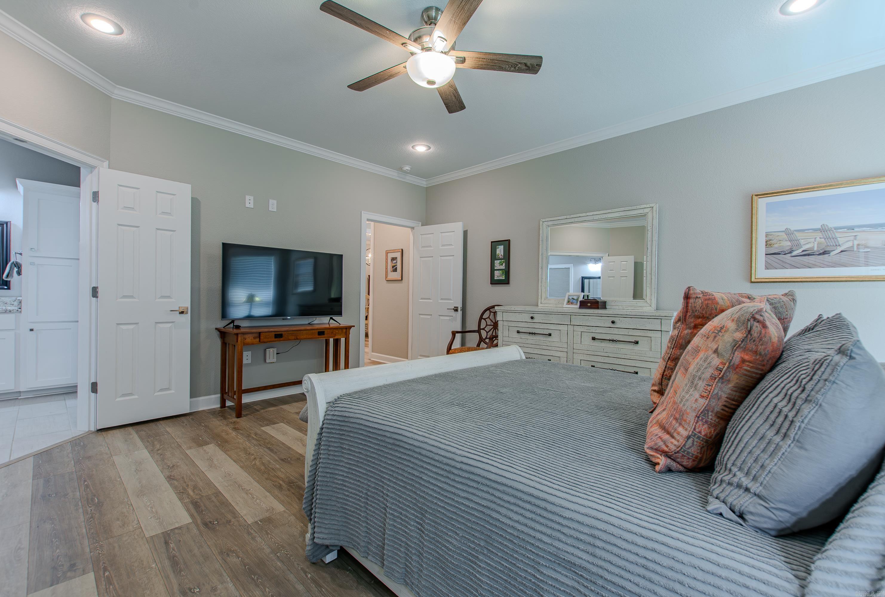 25 Johnny Drive
