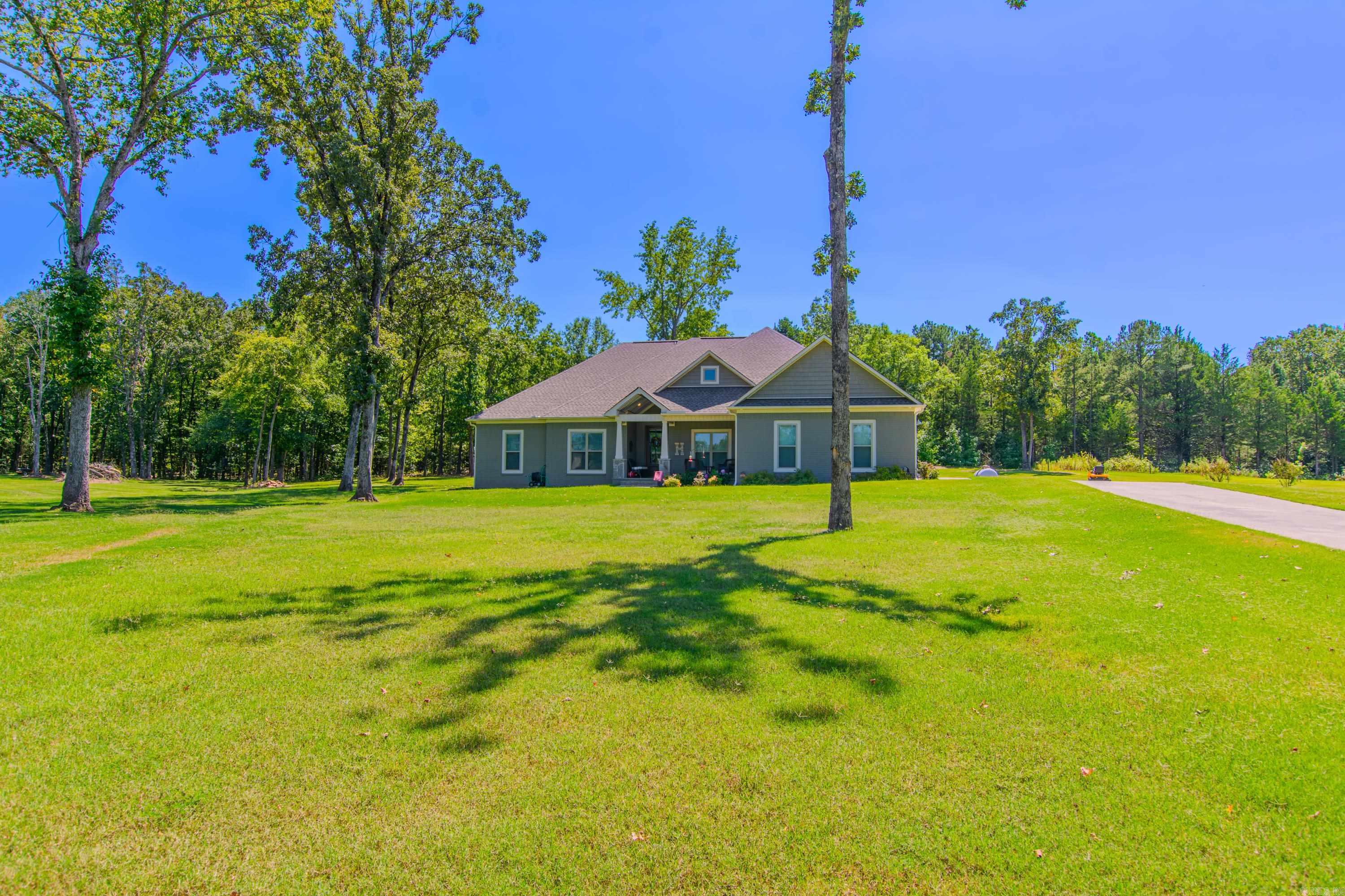 25 Johnny Drive
