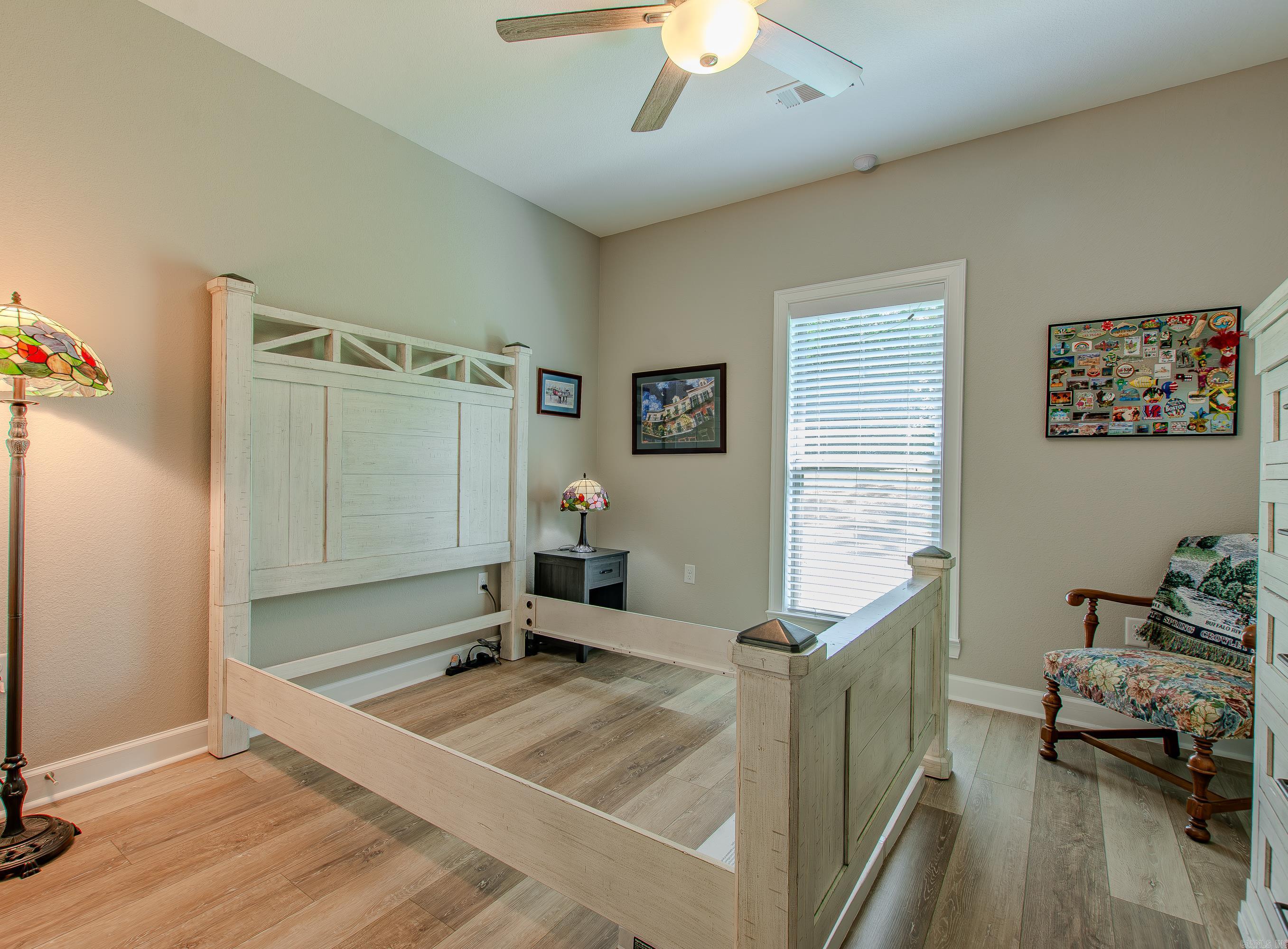 25 Johnny Drive