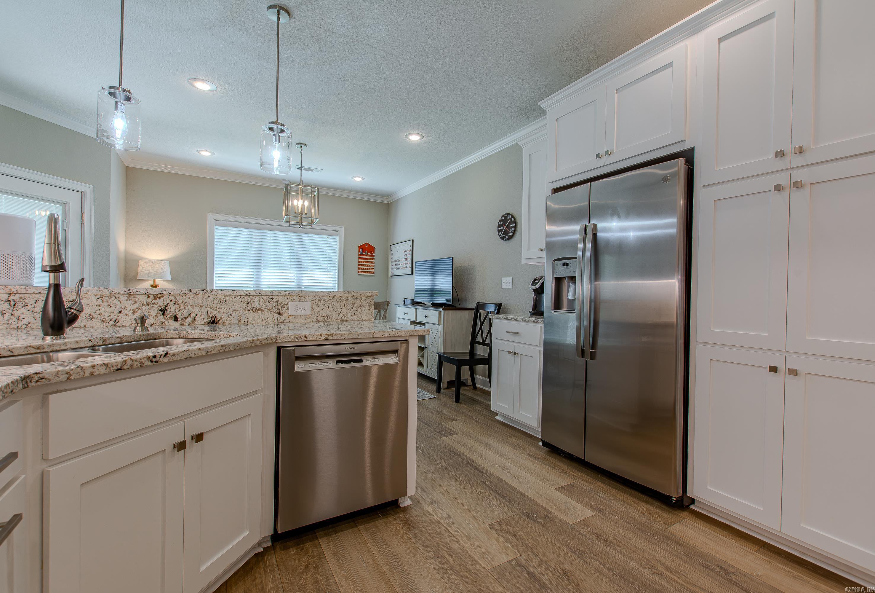 25 Johnny Drive