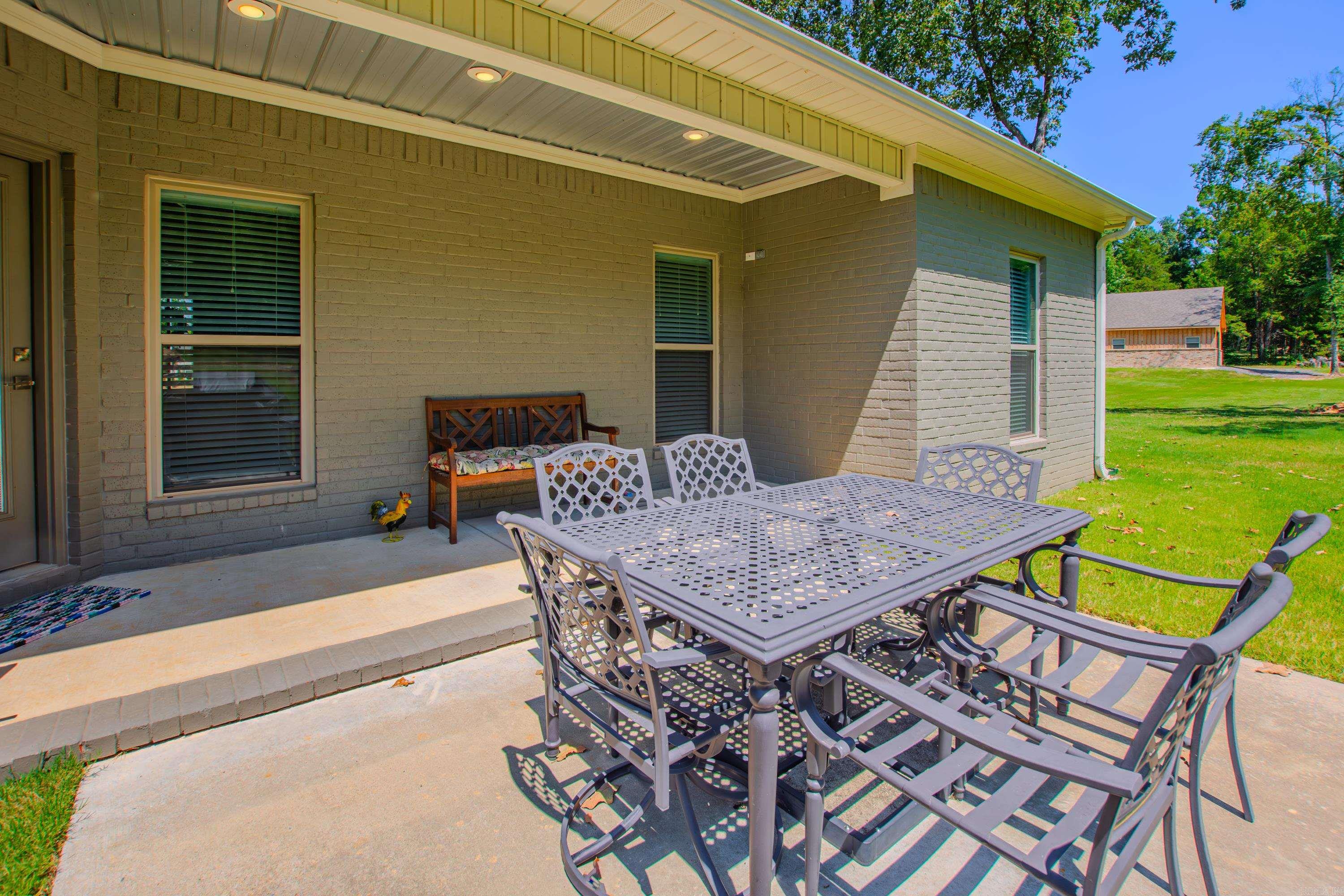 25 Johnny Drive