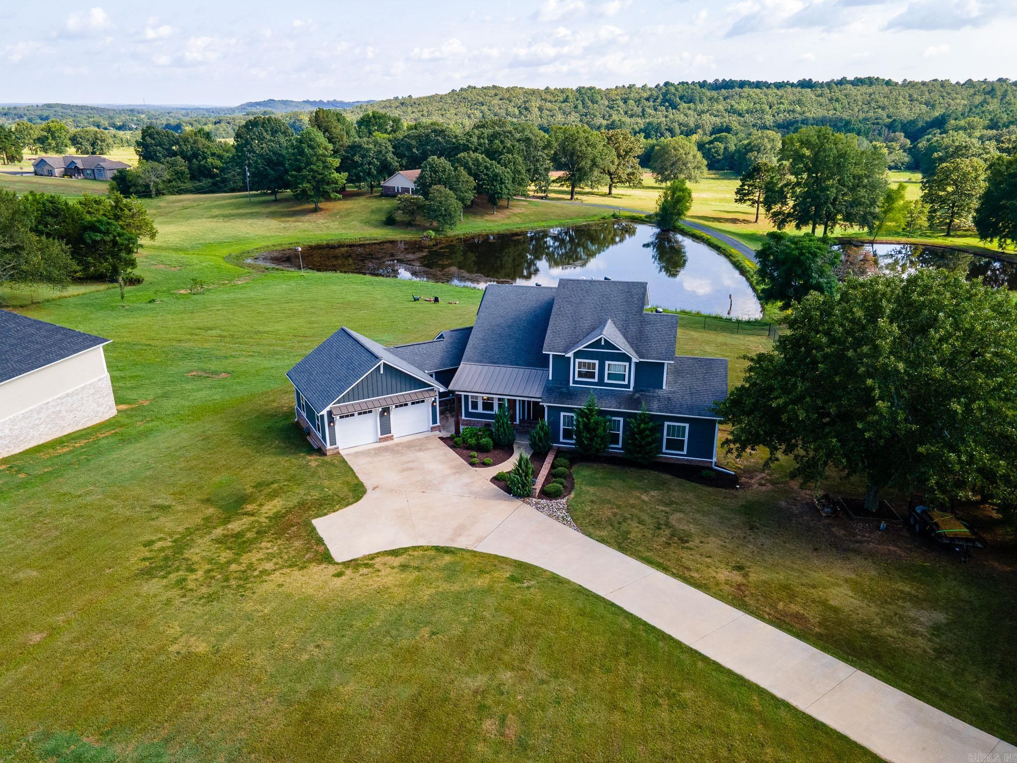 1211 Stanley Russ Road