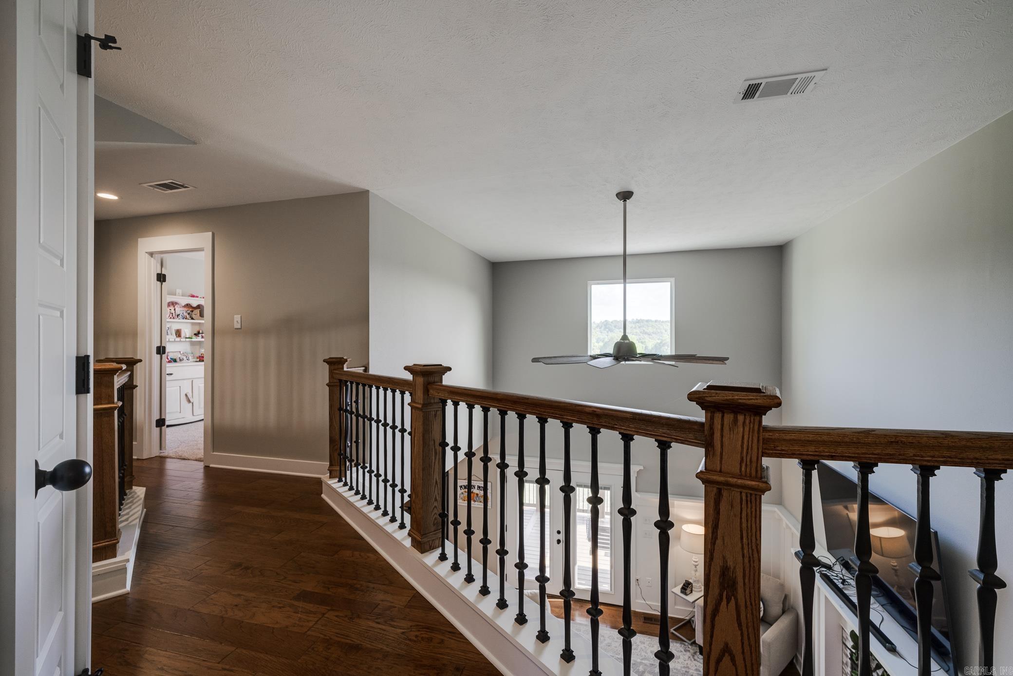 1211 Stanley Russ Road