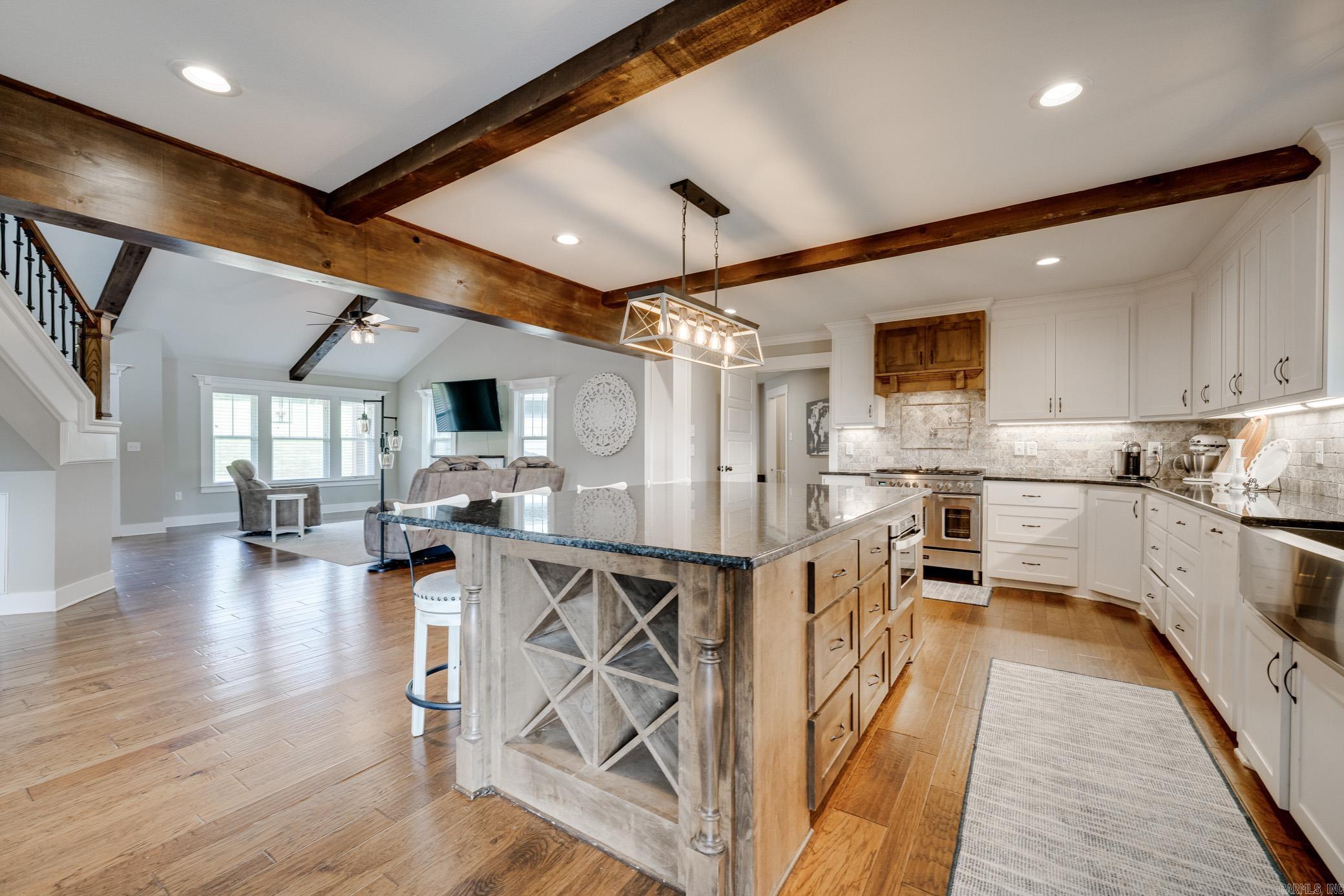 1211 Stanley Russ Road