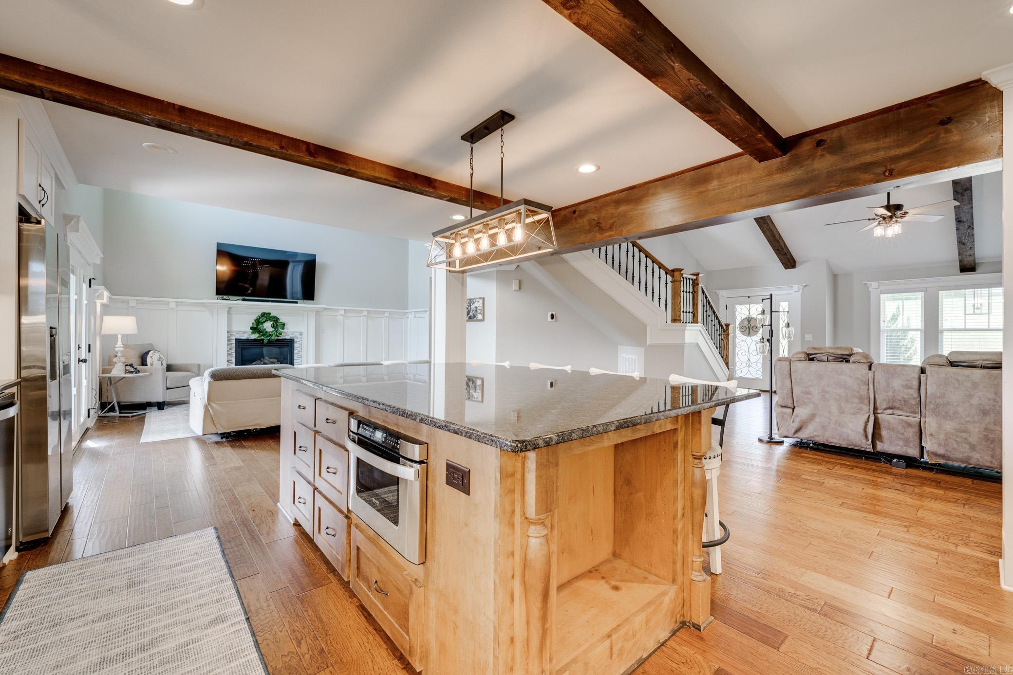 1211 Stanley Russ Road