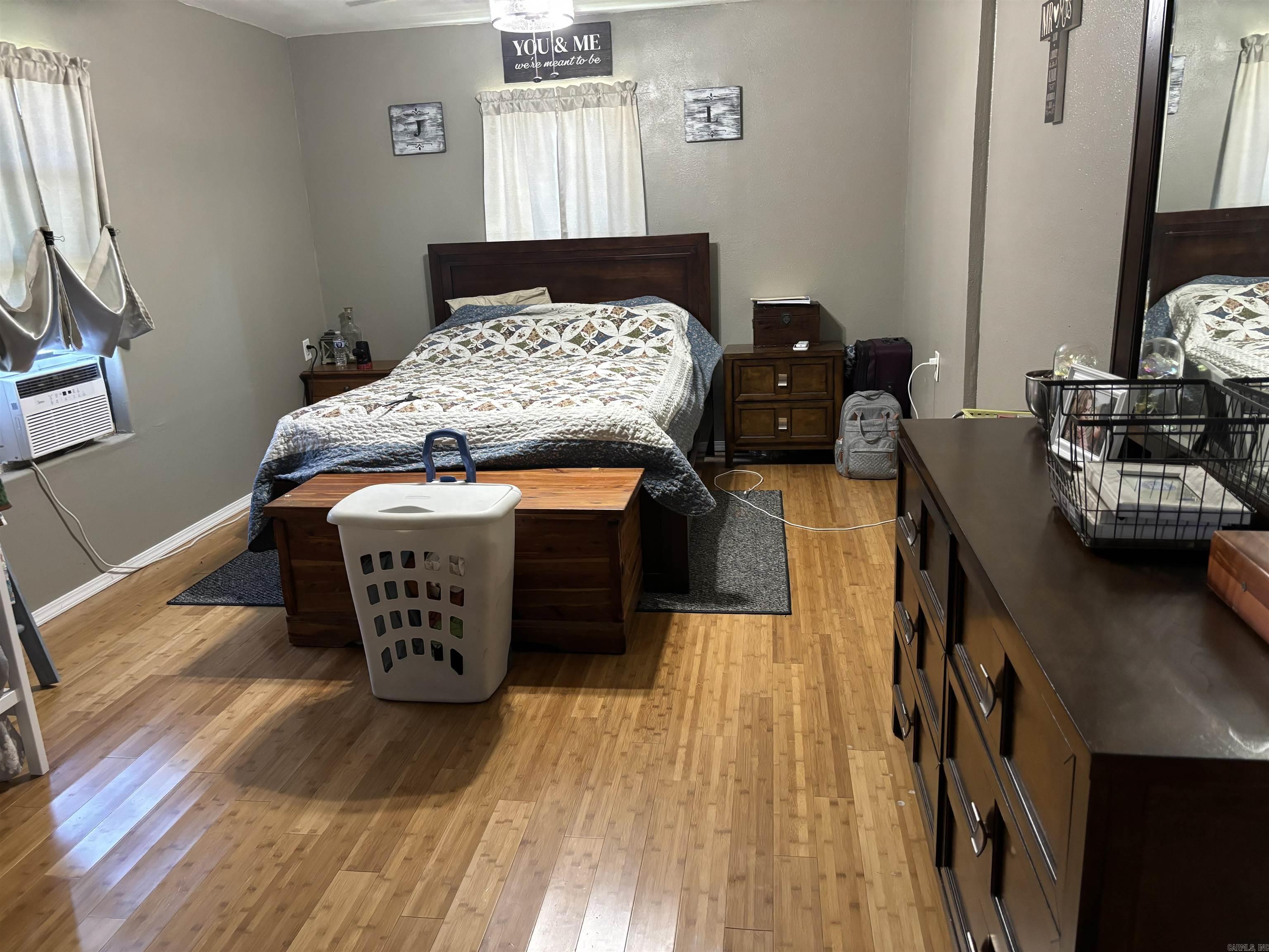 108 W Sleepy Hollow