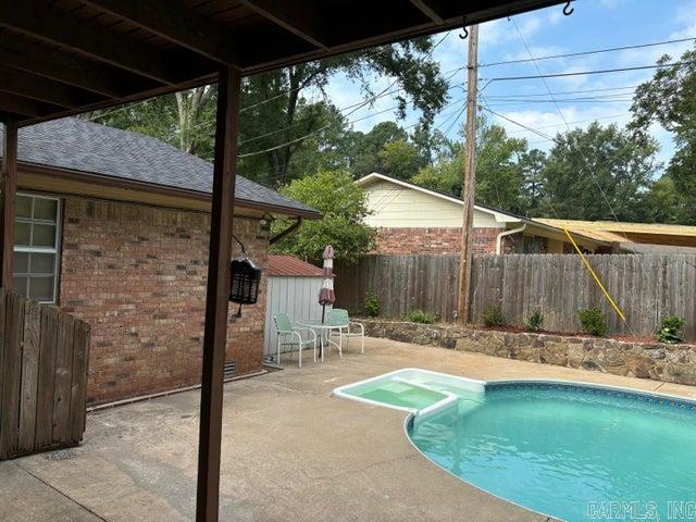 2404 W 3rd