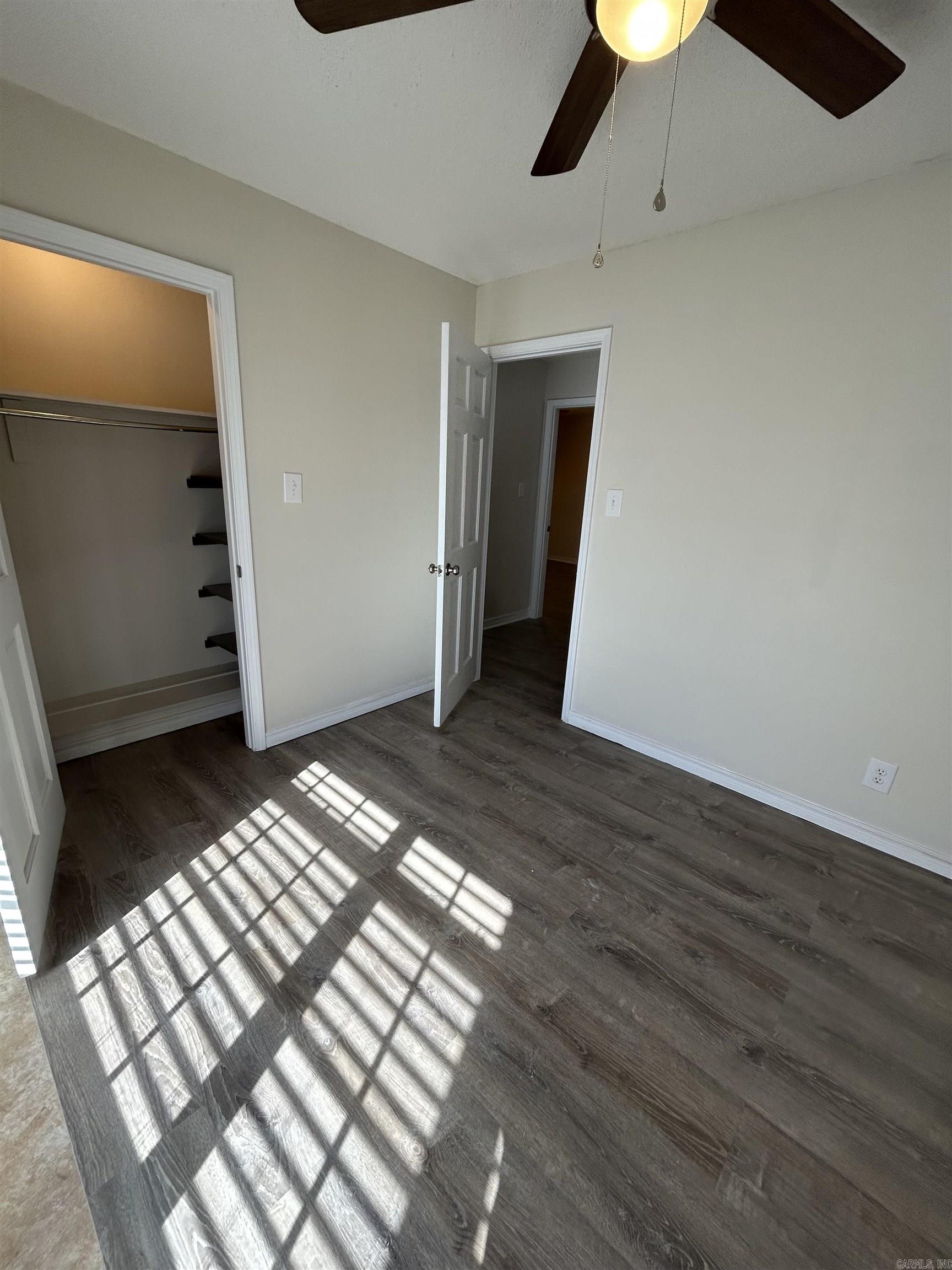 2404 W 3rd