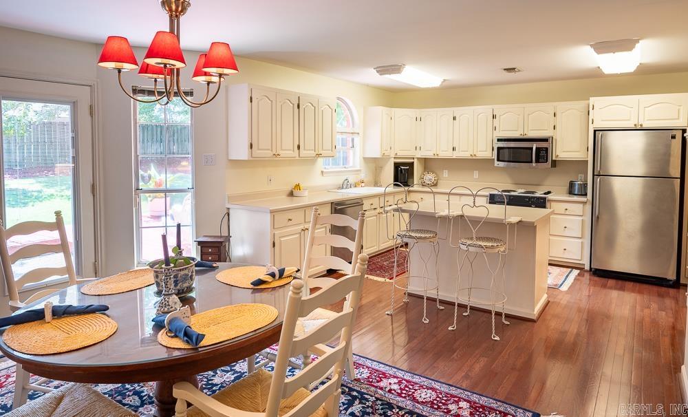 15305 Taylor Loop Road
