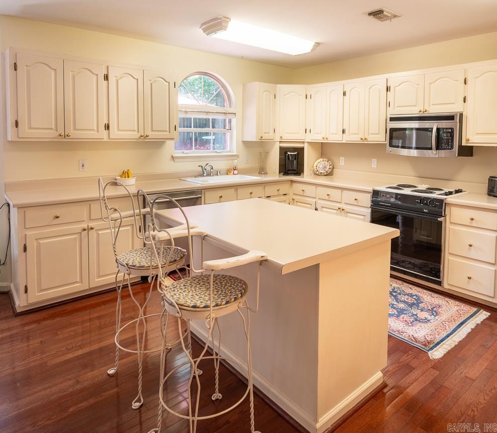 15305 Taylor Loop Road