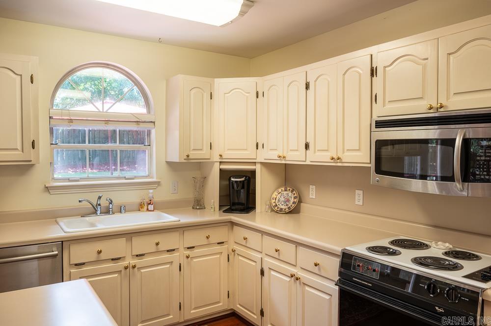 15305 Taylor Loop Road