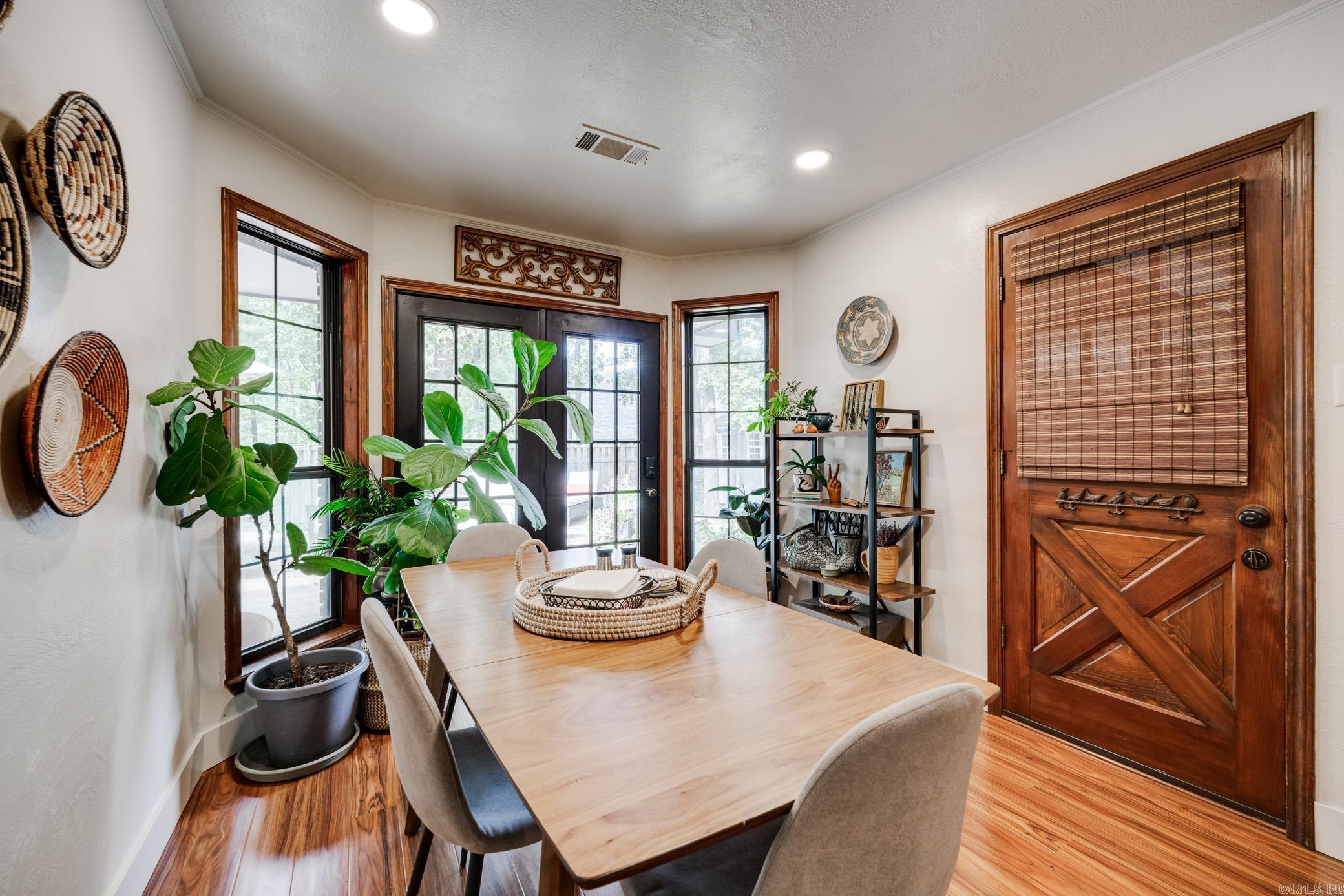 43 Shady Valley Drive