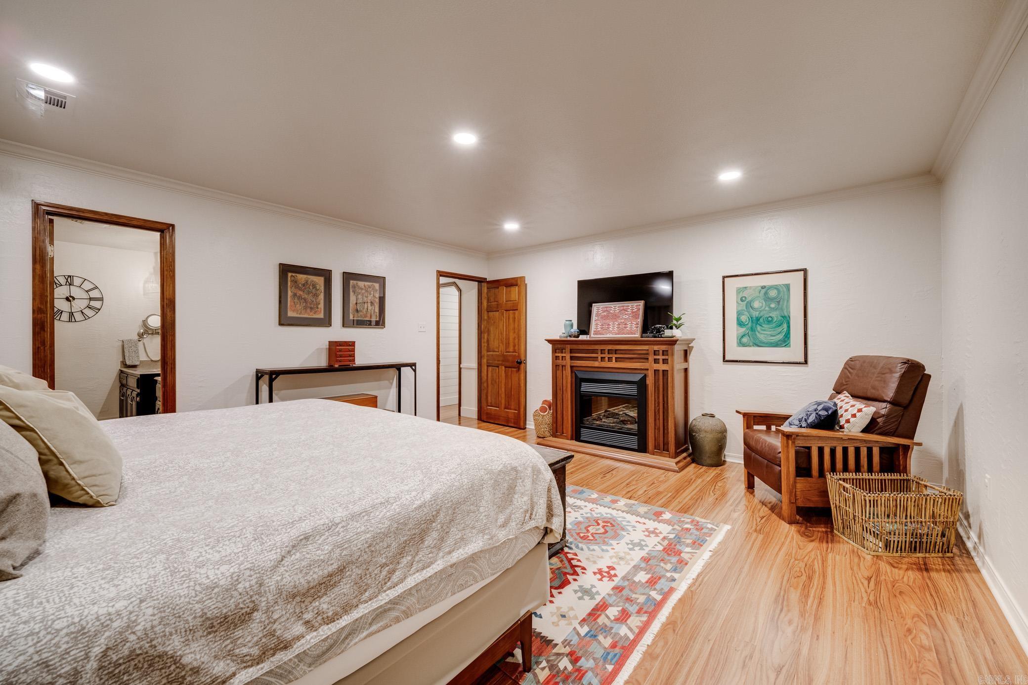 43 Shady Valley Drive