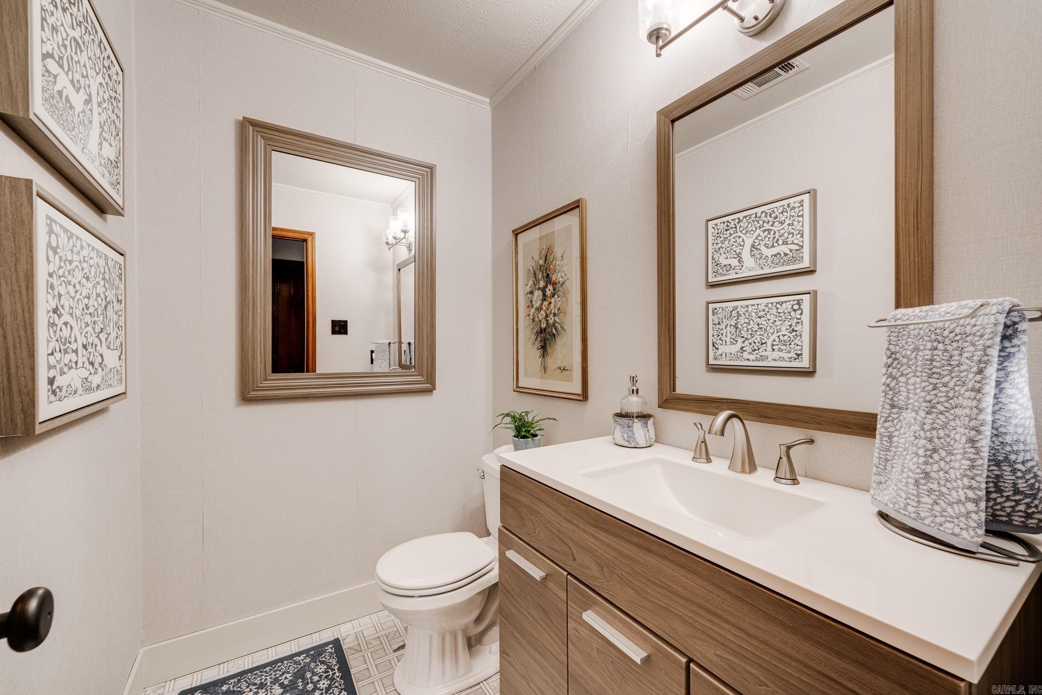 43 Shady Valley Drive