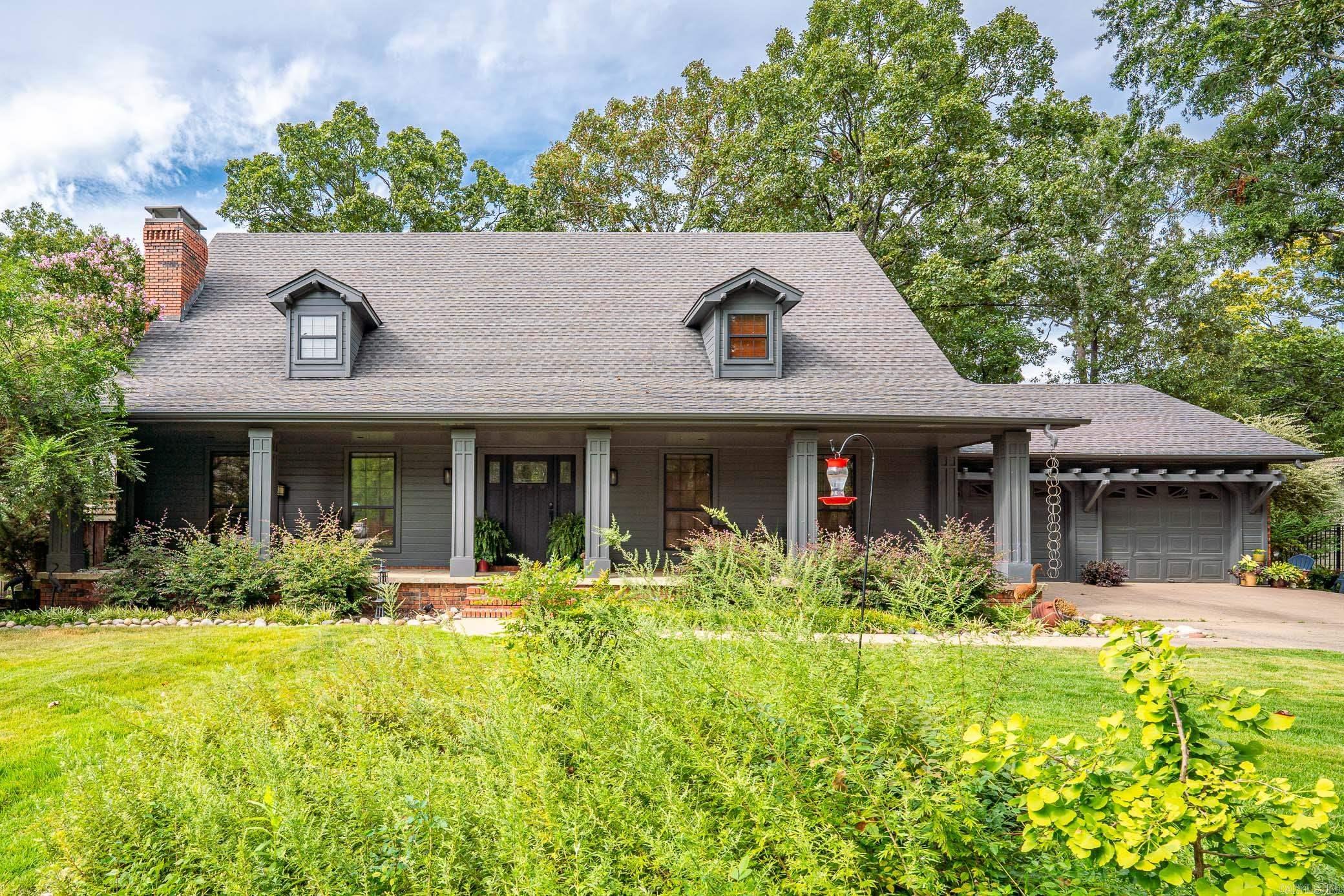 43 Shady Valley Drive