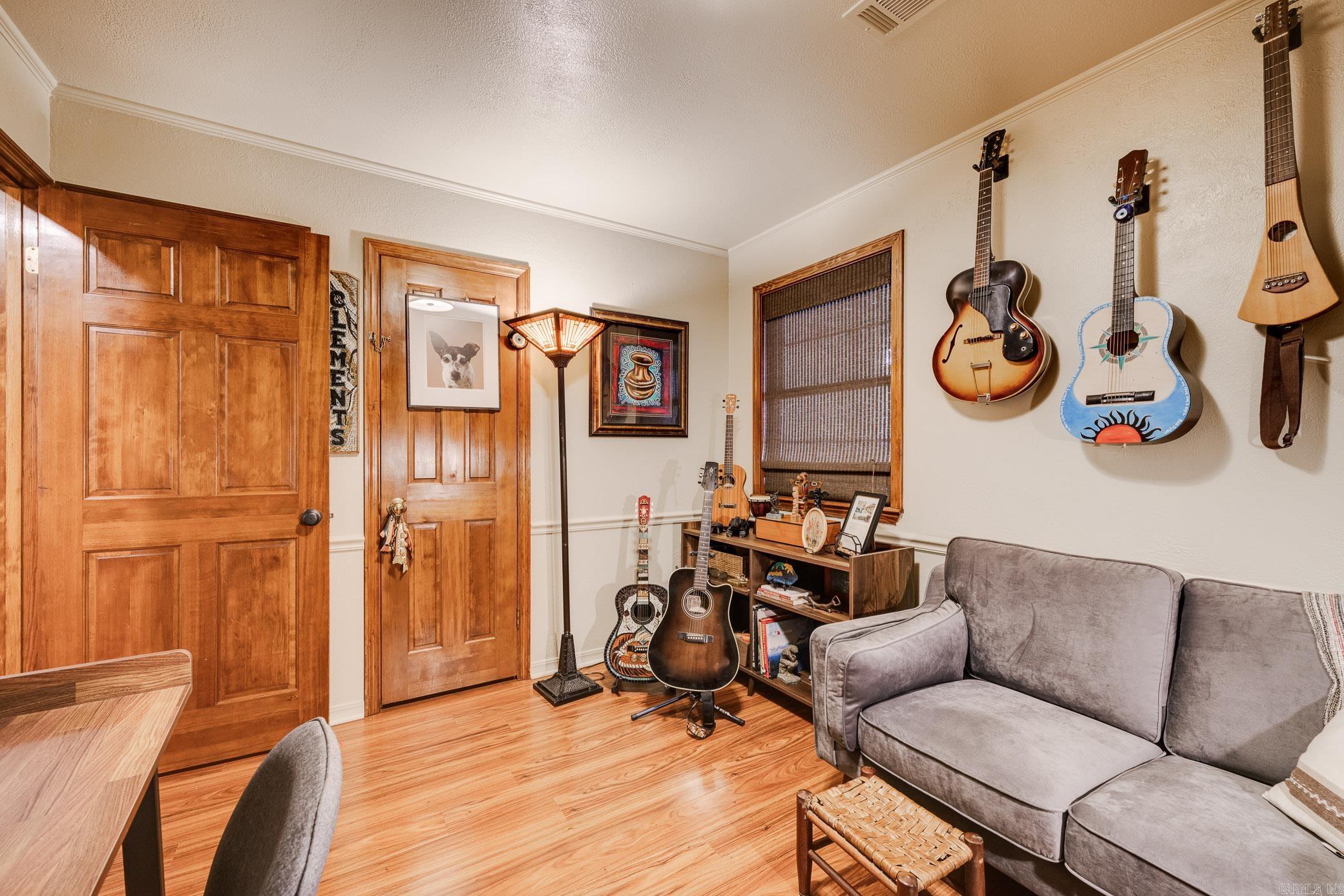 43 Shady Valley Drive