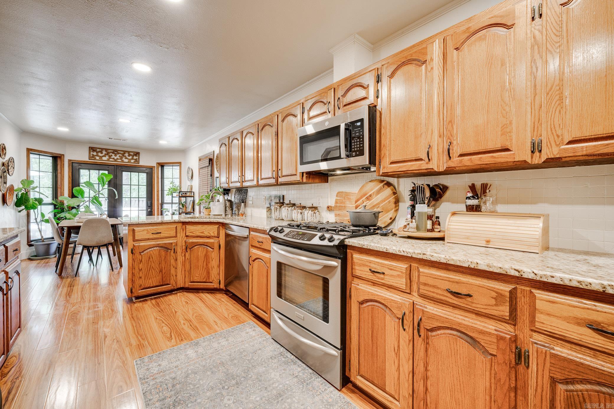 43 Shady Valley Drive