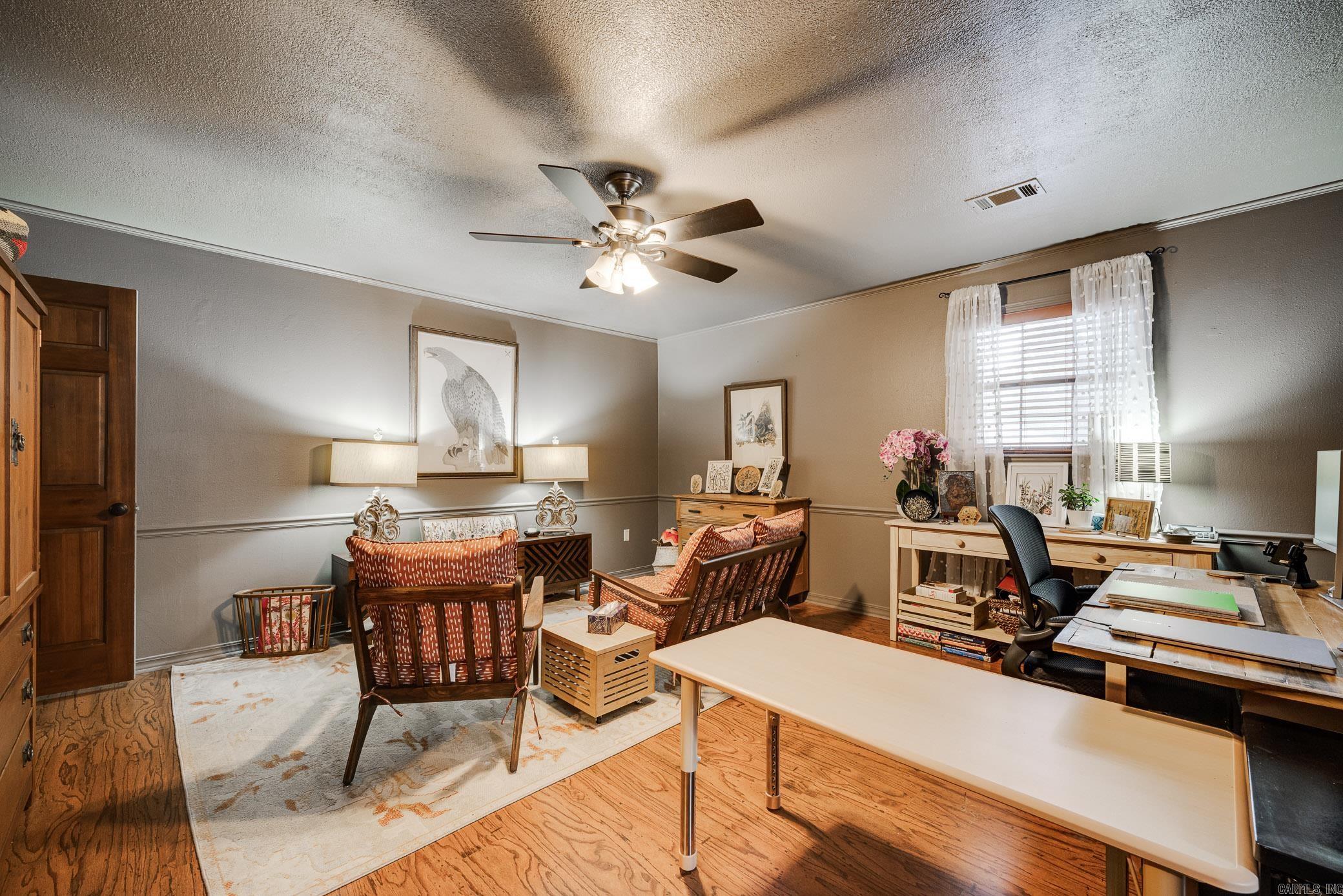 43 Shady Valley Drive