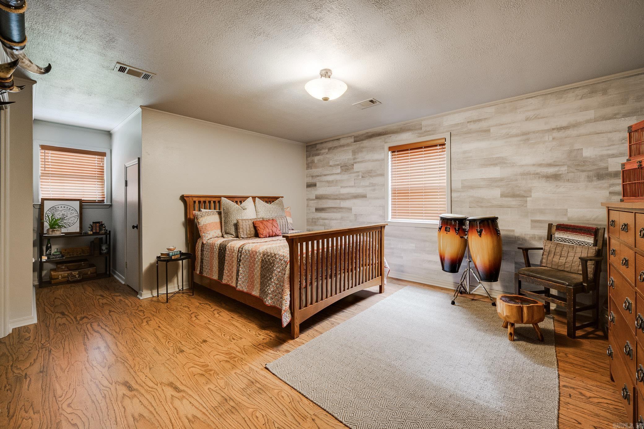 43 Shady Valley Drive