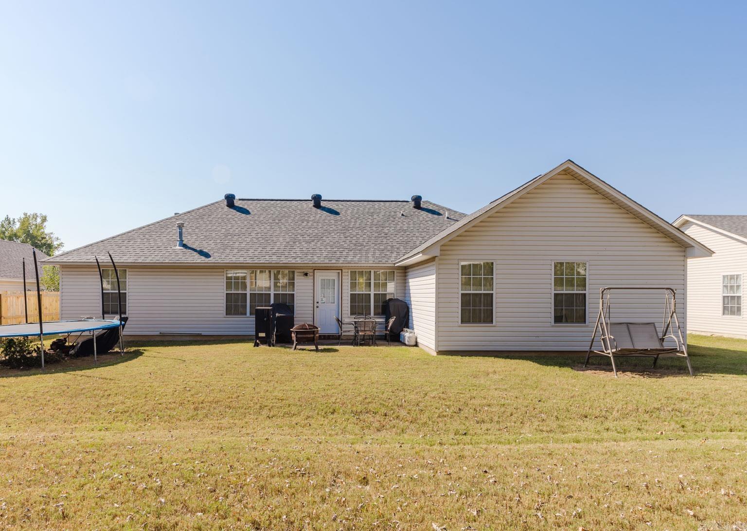 712 Elkhart Loop