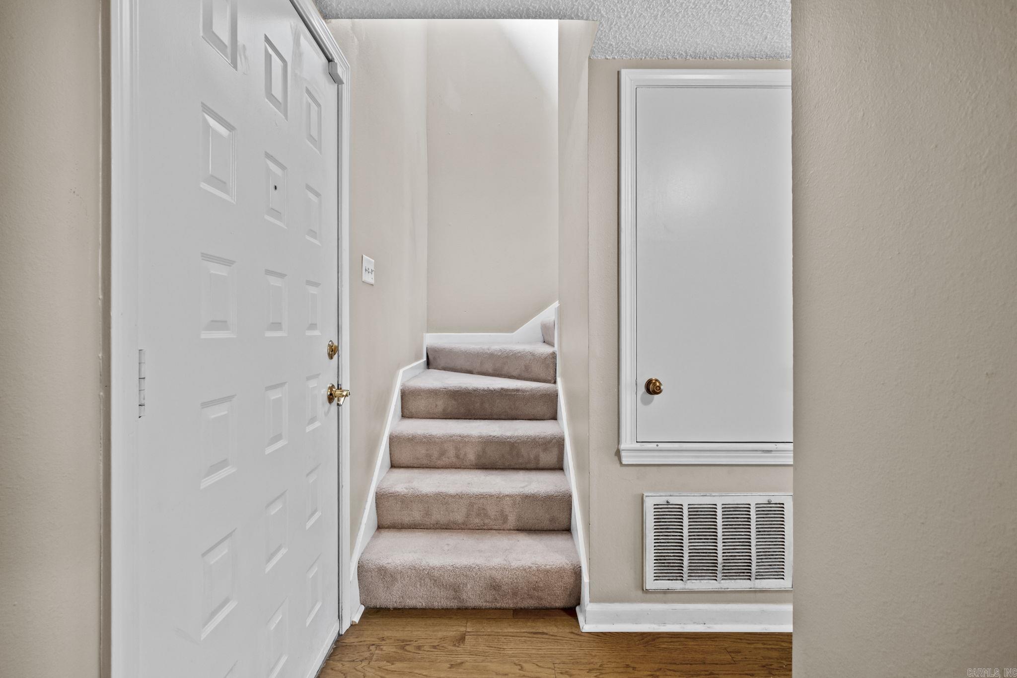 301 Kings Row Drive Unit: 206